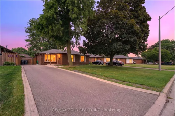 40 Devonshire Drive
