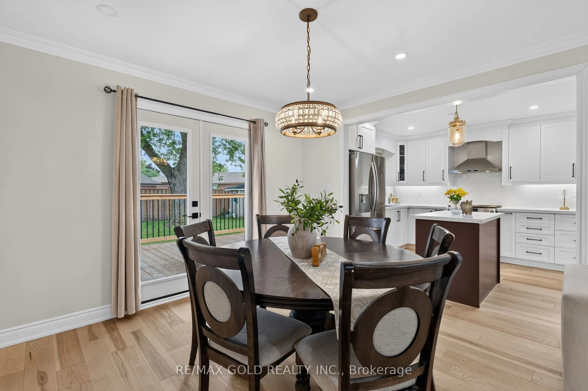 40 Devonshire Drive