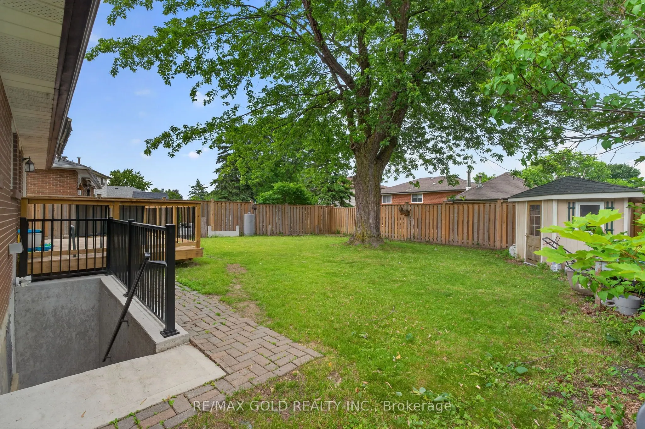 40 Devonshire Drive