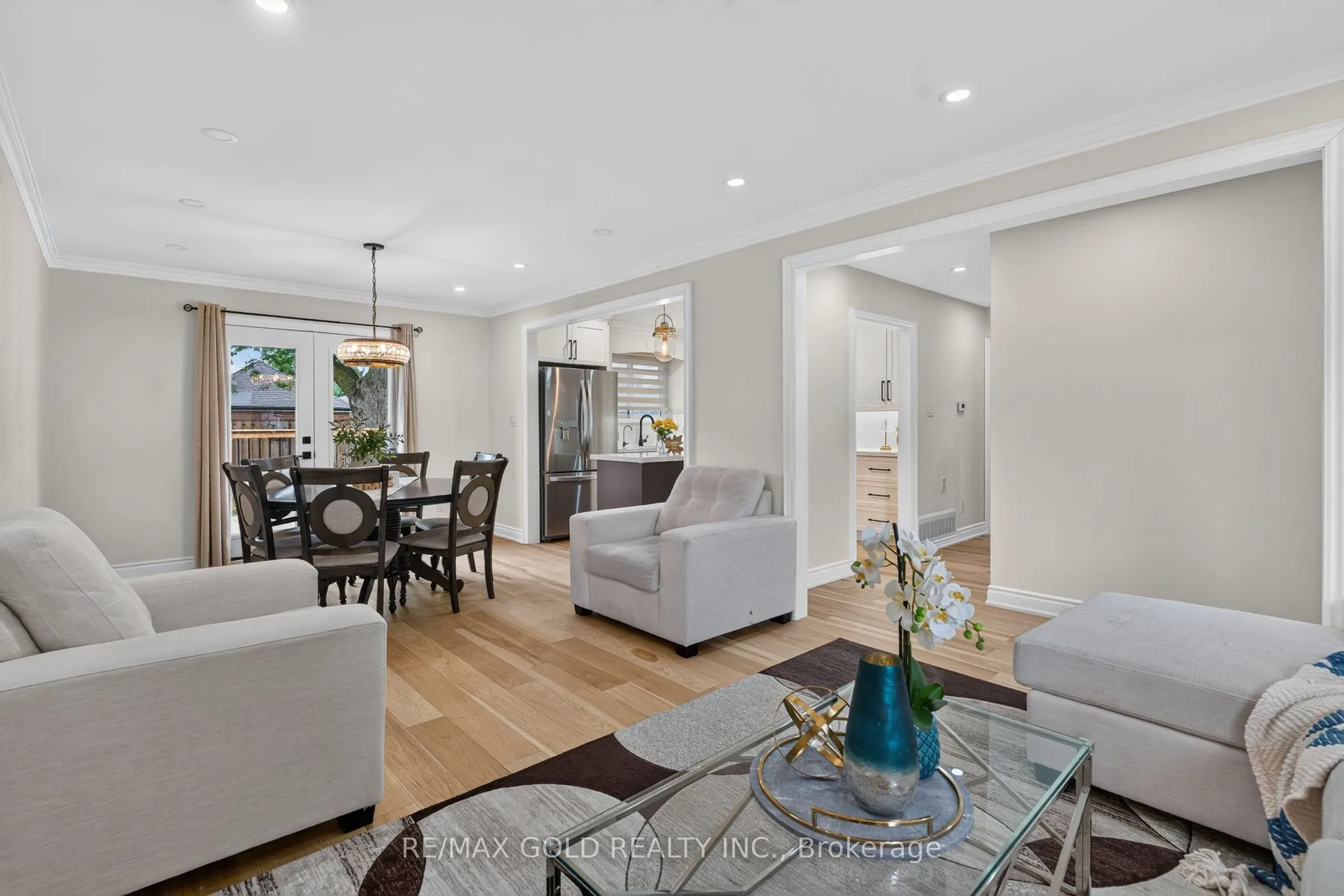 40 Devonshire Drive