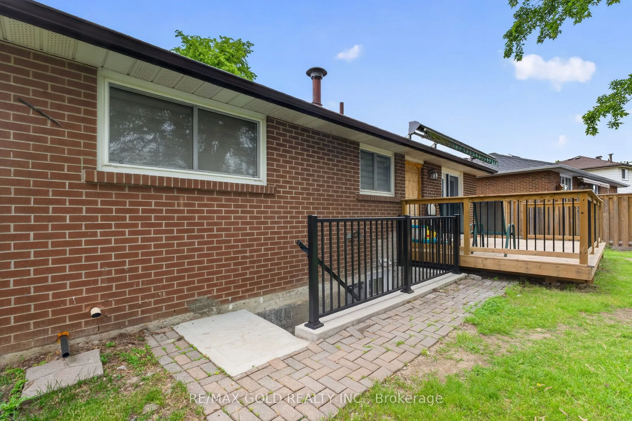 40 Devonshire Drive