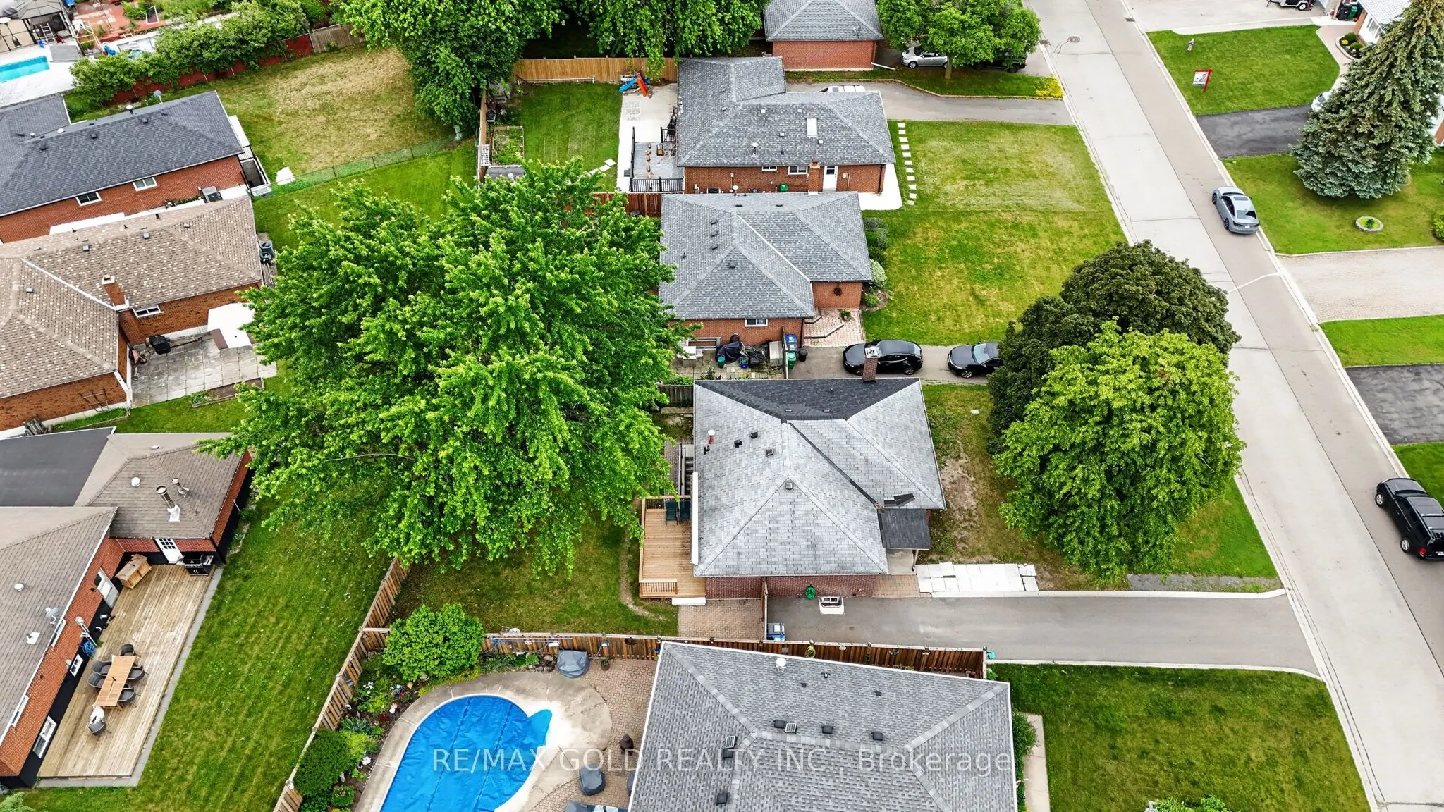 40 Devonshire Drive