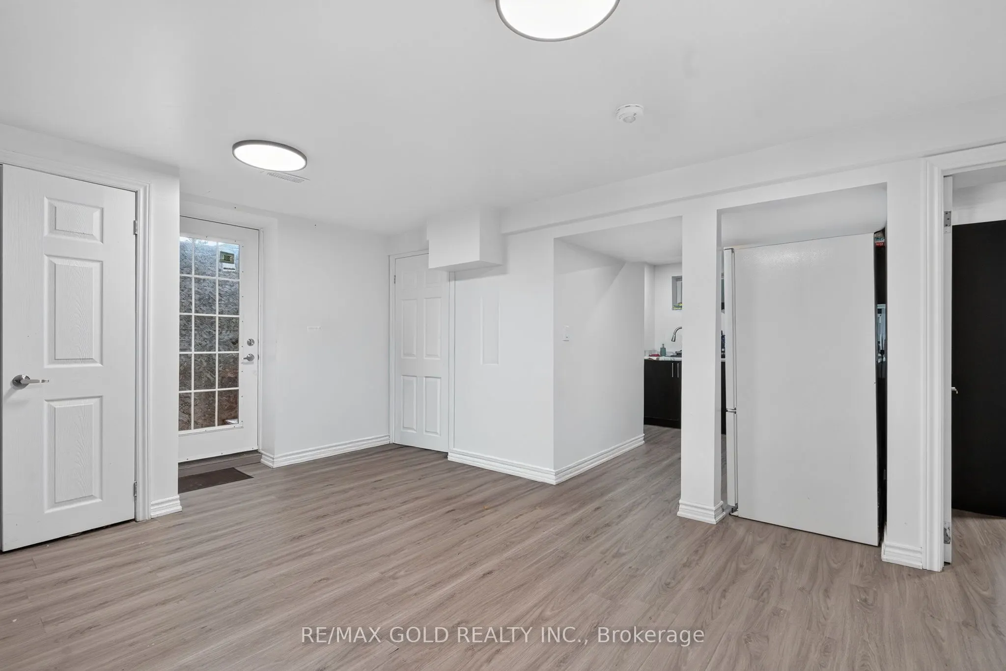 40 Devonshire Drive