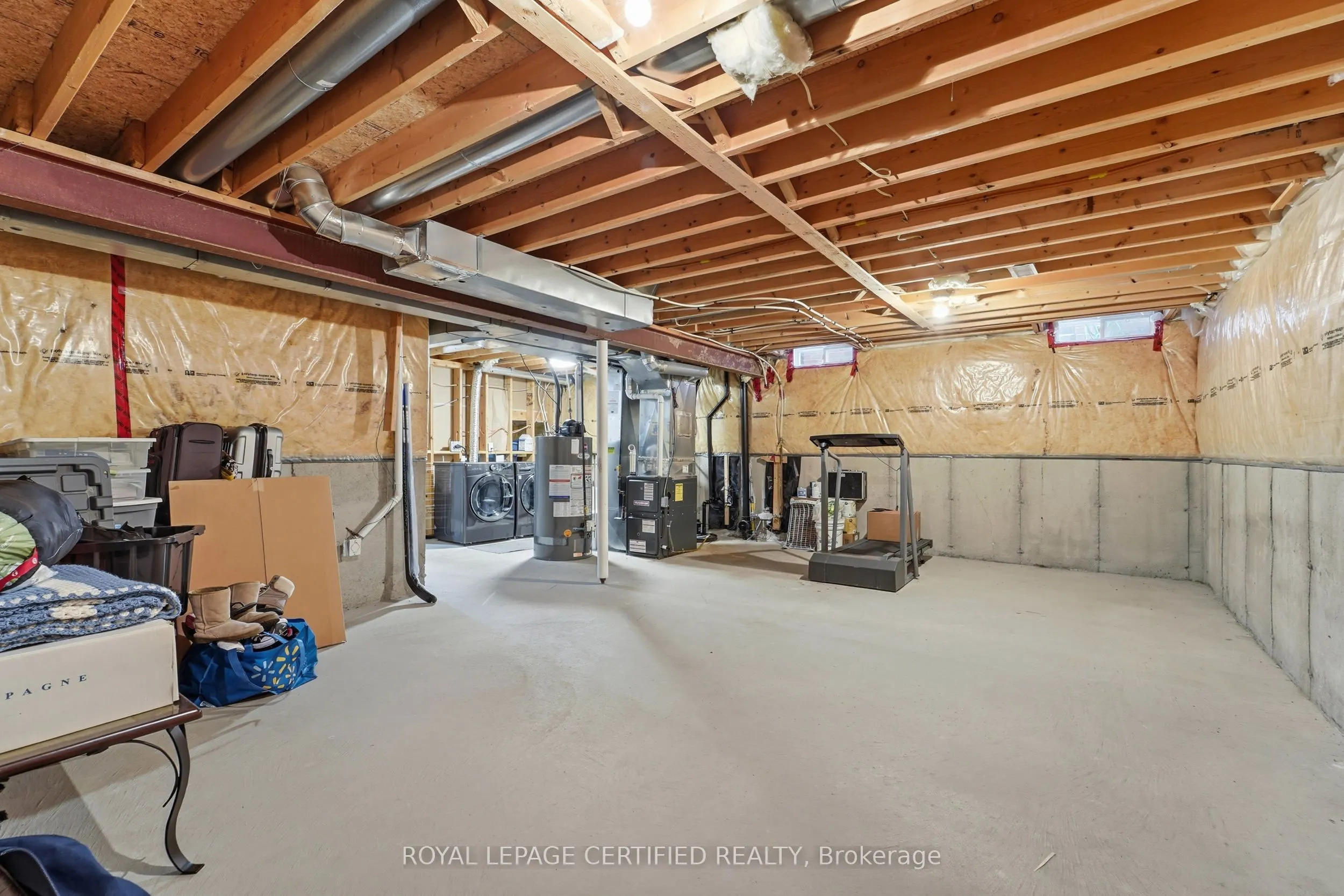 1149 Barr Crescent