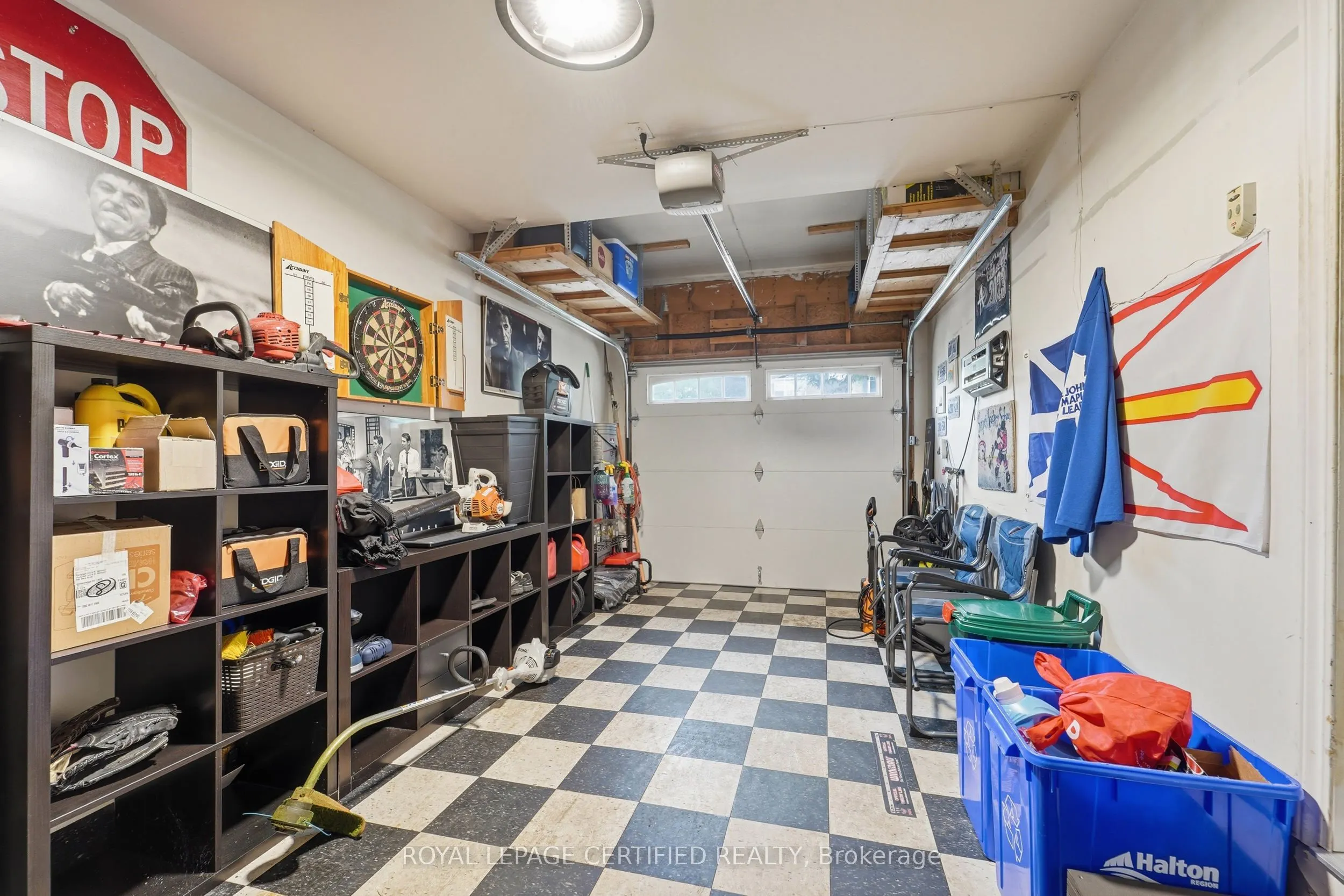 1149 Barr Crescent