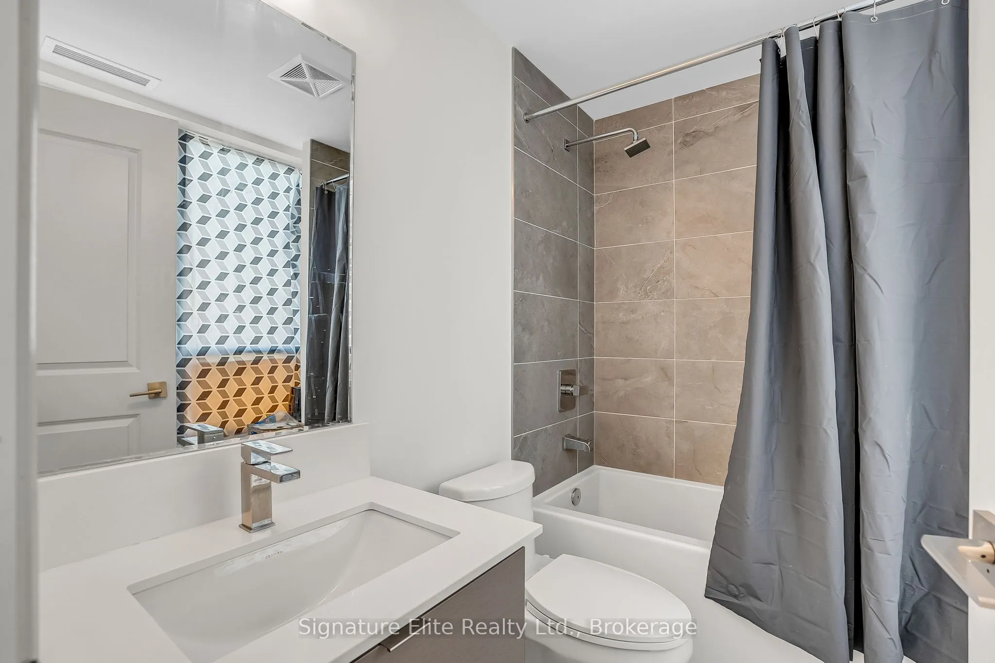 36 Elm Drive #3402