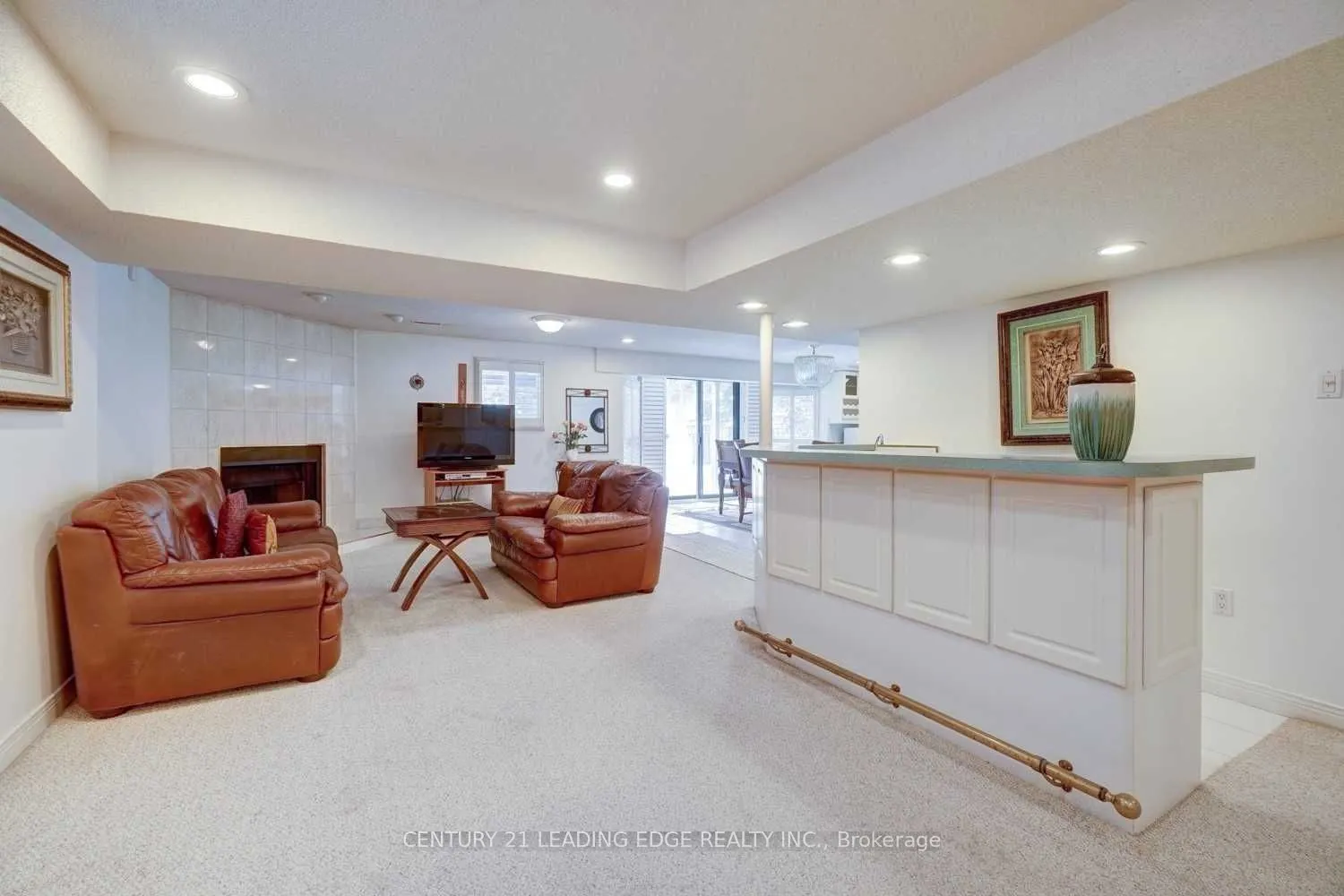 1374 Heritage Way #Lower