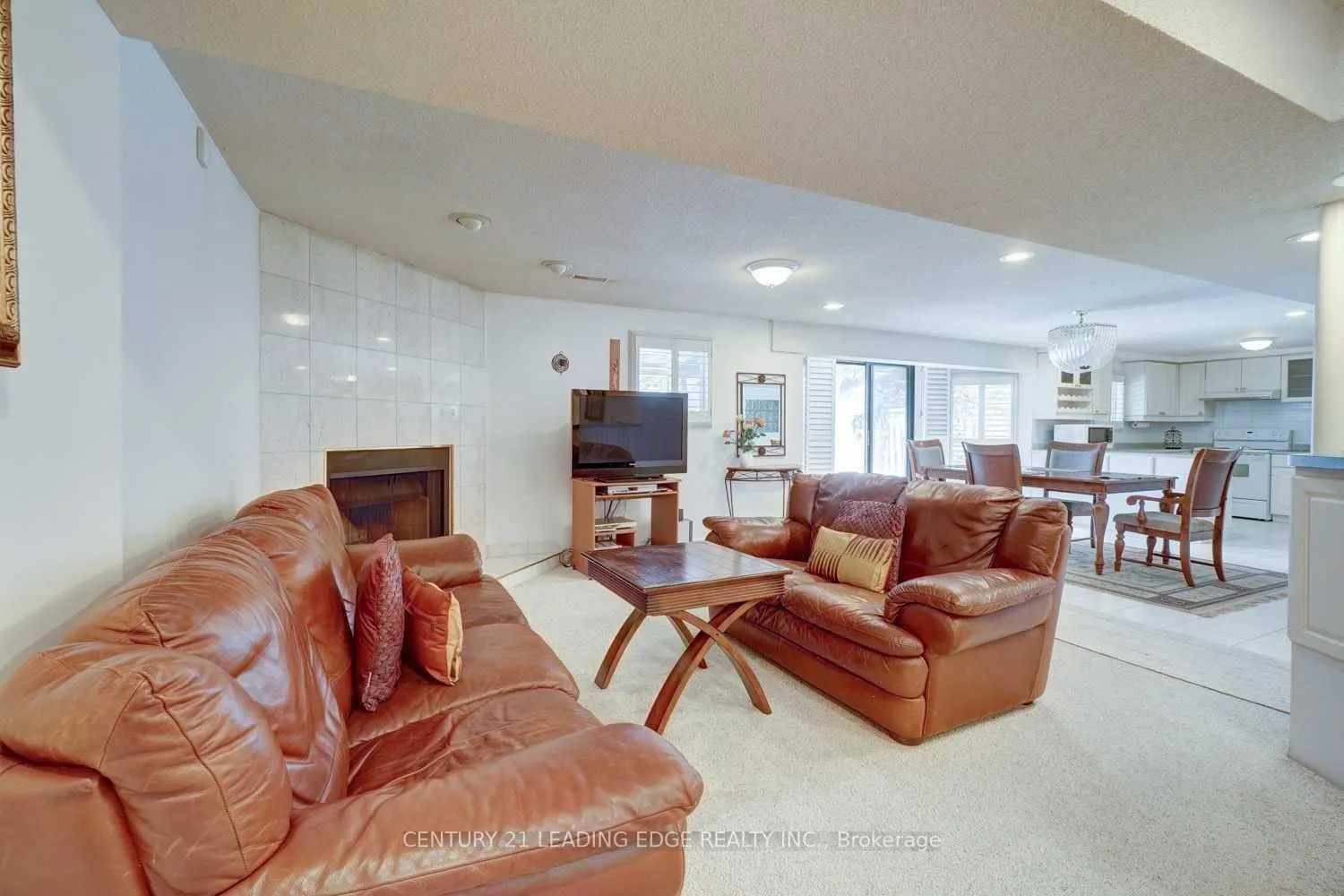 1374 Heritage Way #Lower