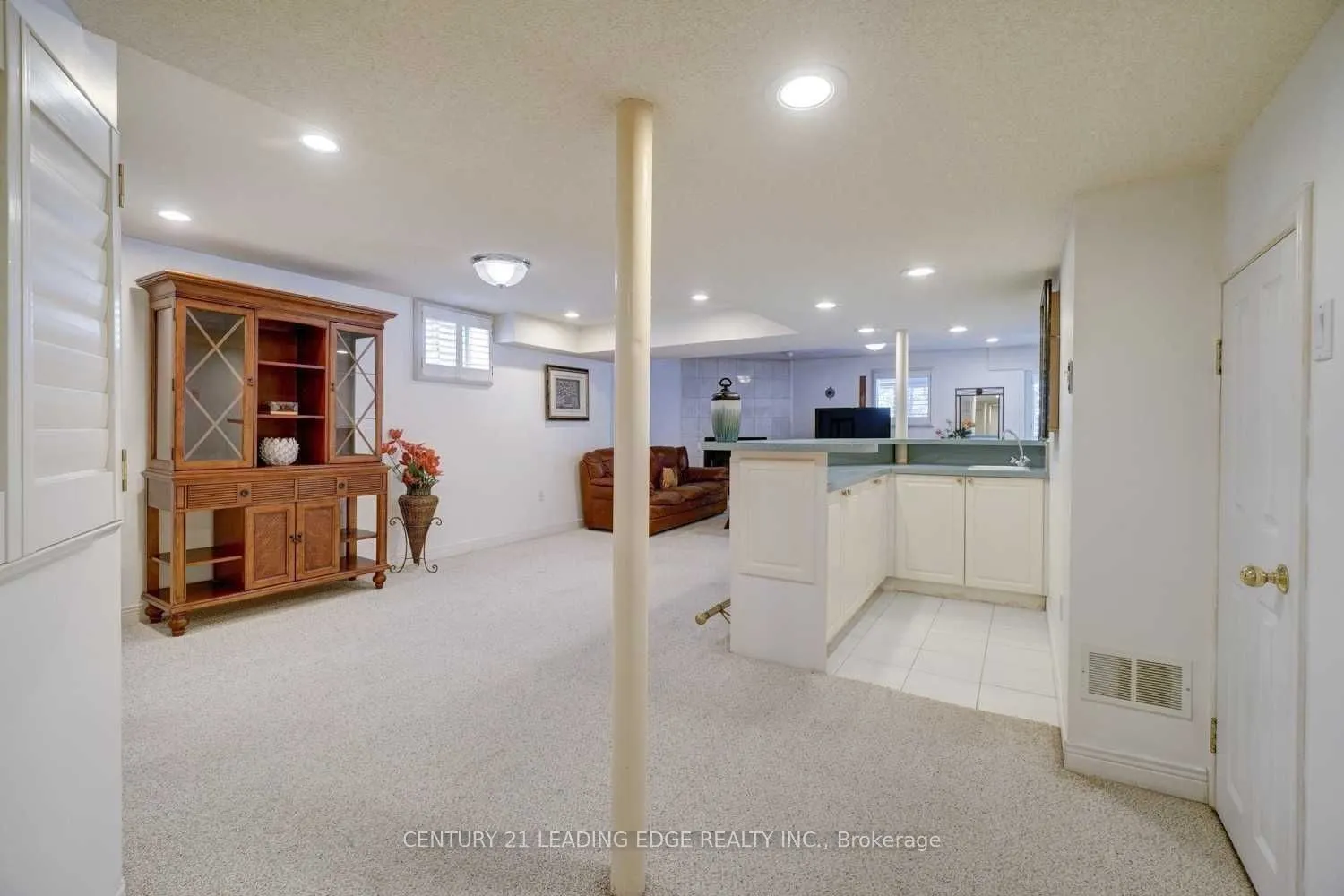 1374 Heritage Way #Lower