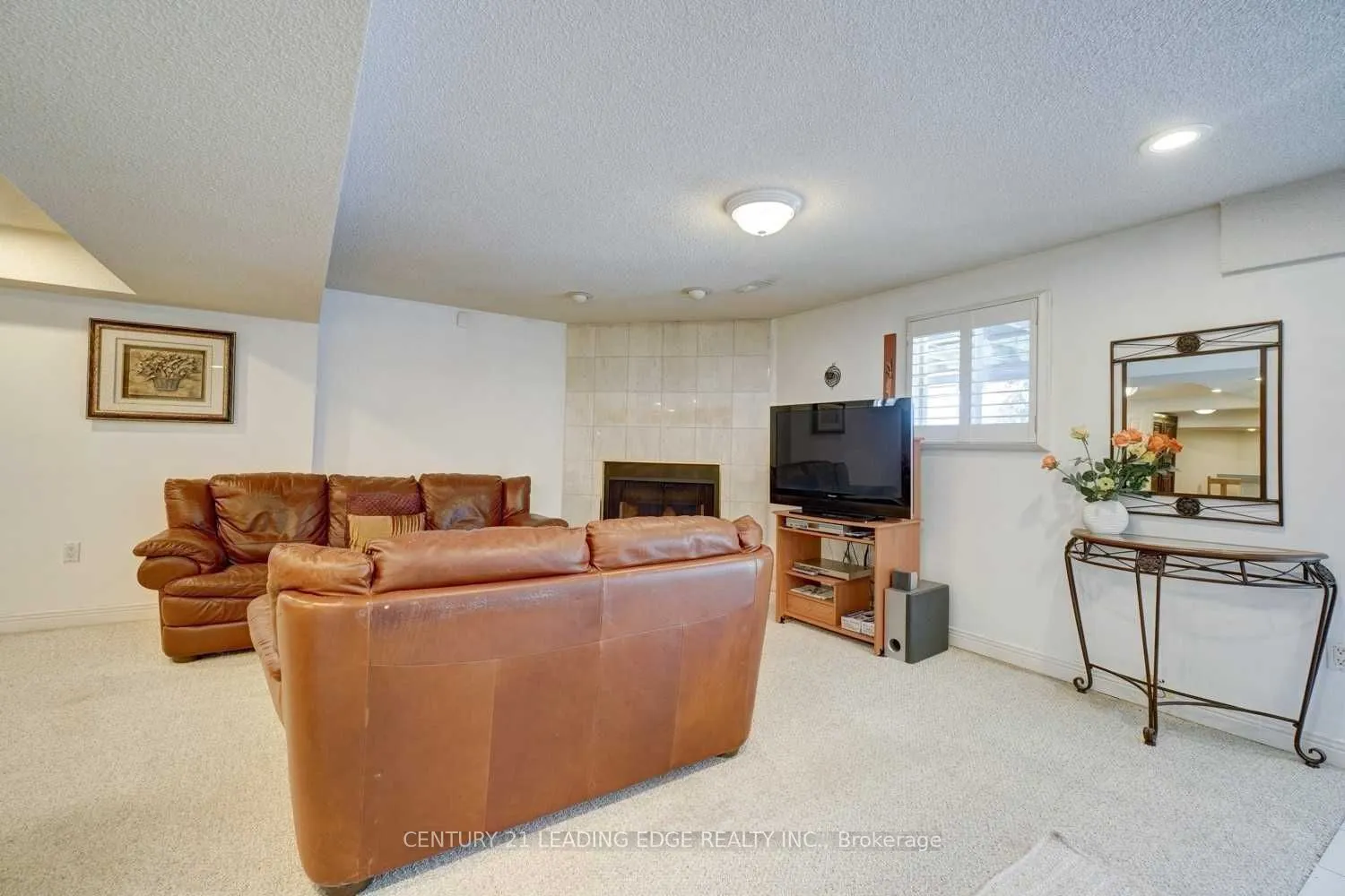 1374 Heritage Way #Lower