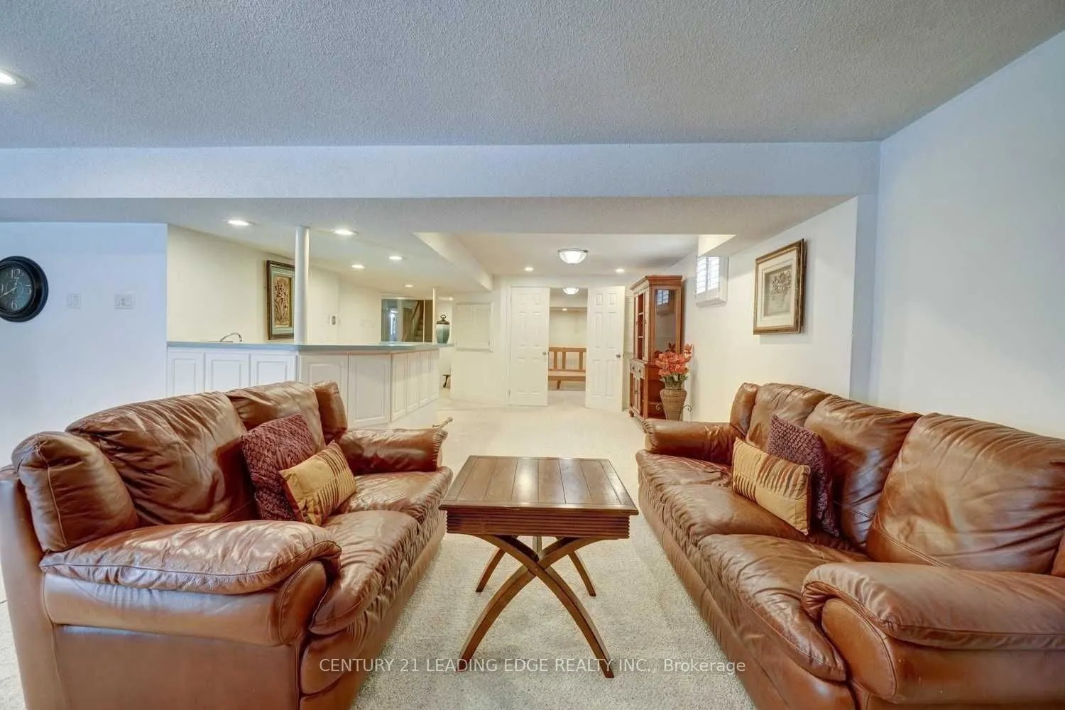 1374 Heritage Way #Lower