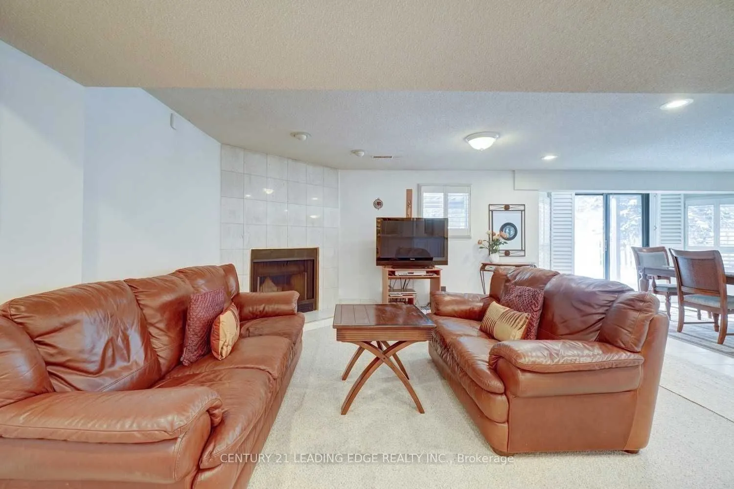 1374 Heritage Way #Lower