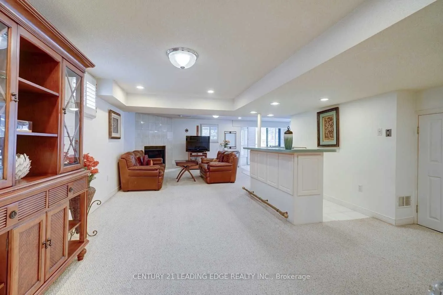 1374 Heritage Way #Lower