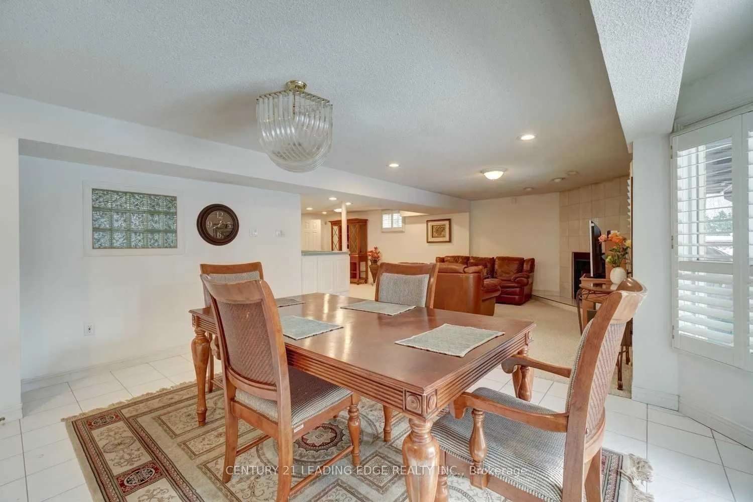 1374 Heritage Way #Lower