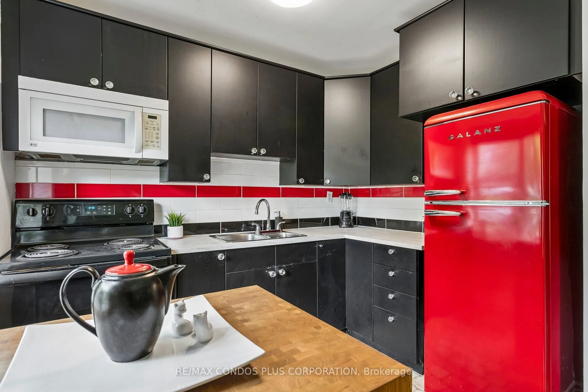 185 Stephen Drive #101
