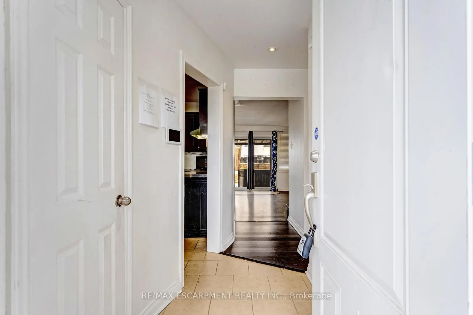 16 Woodward Avenue