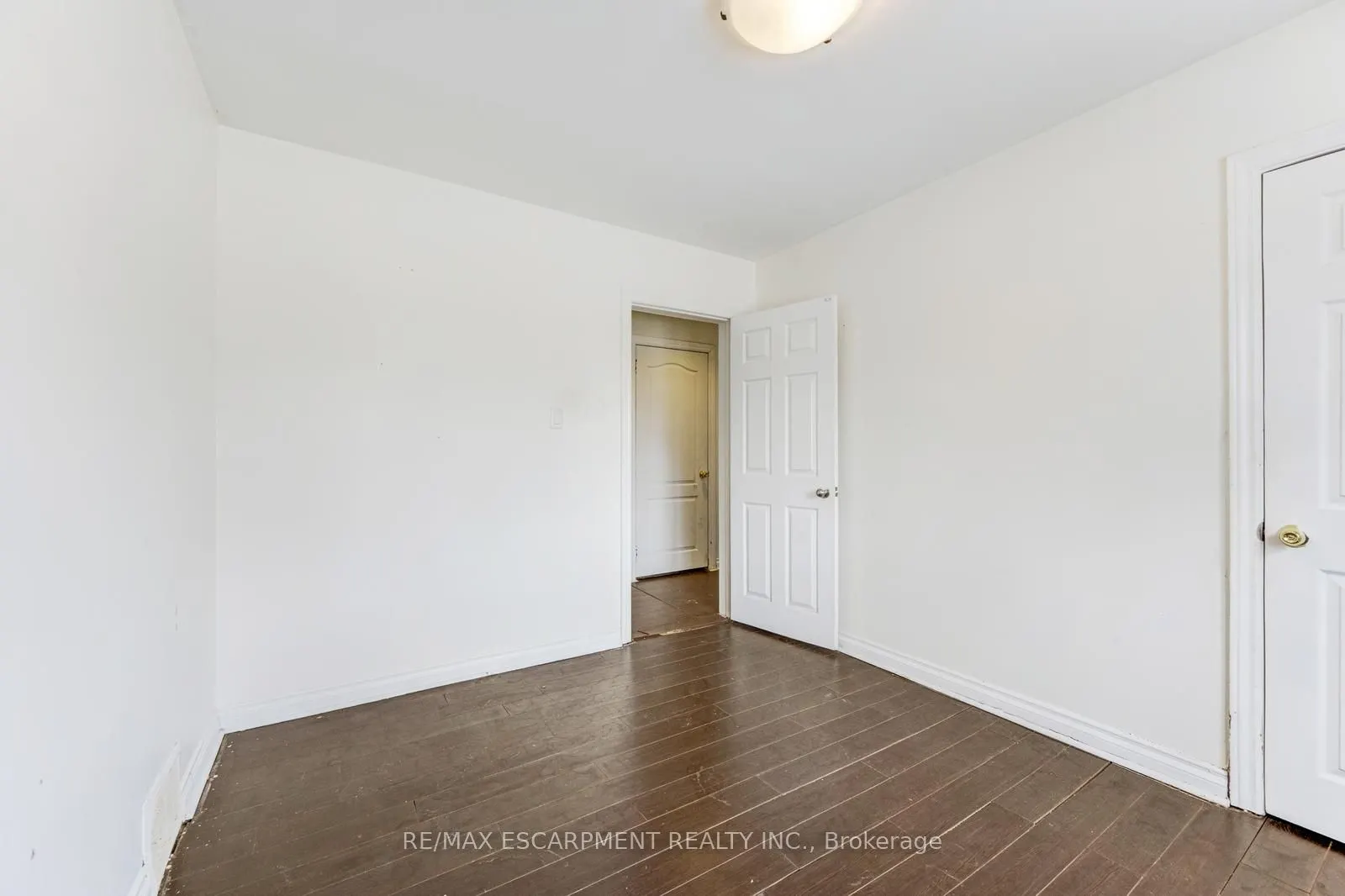 16 Woodward Avenue