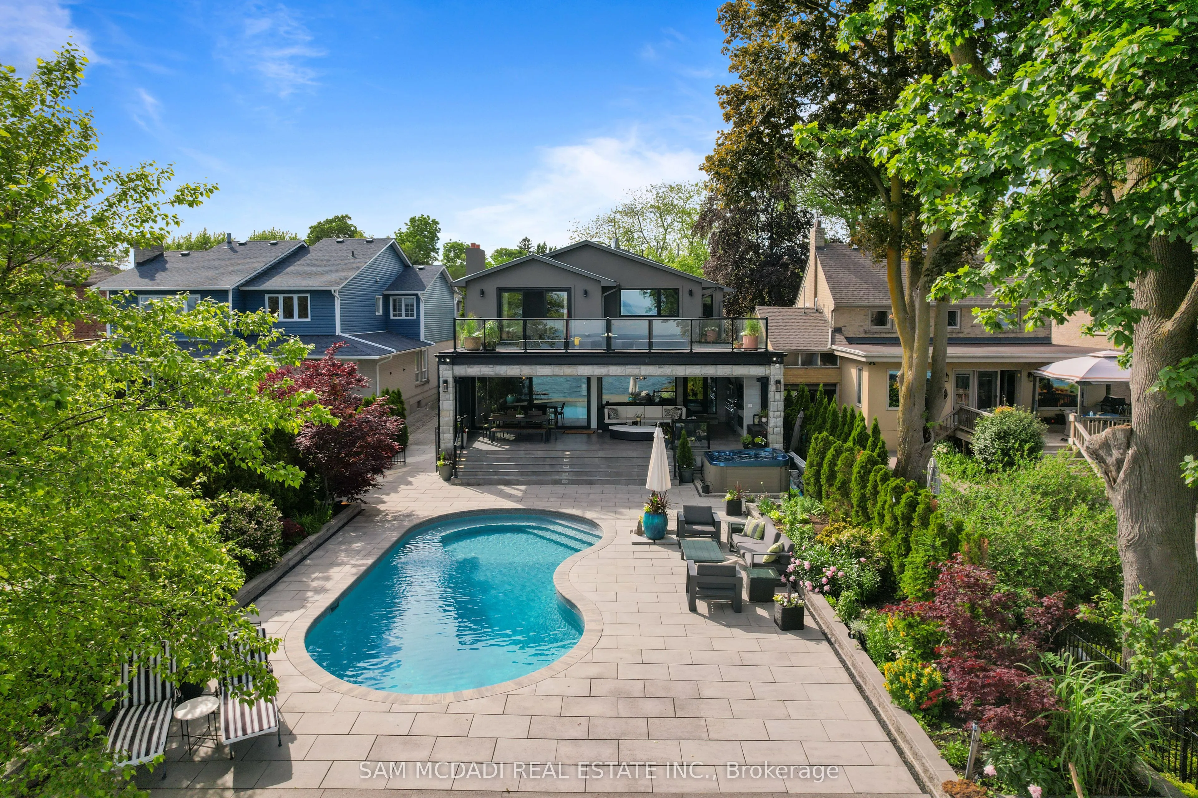 102 Cumberland Drive