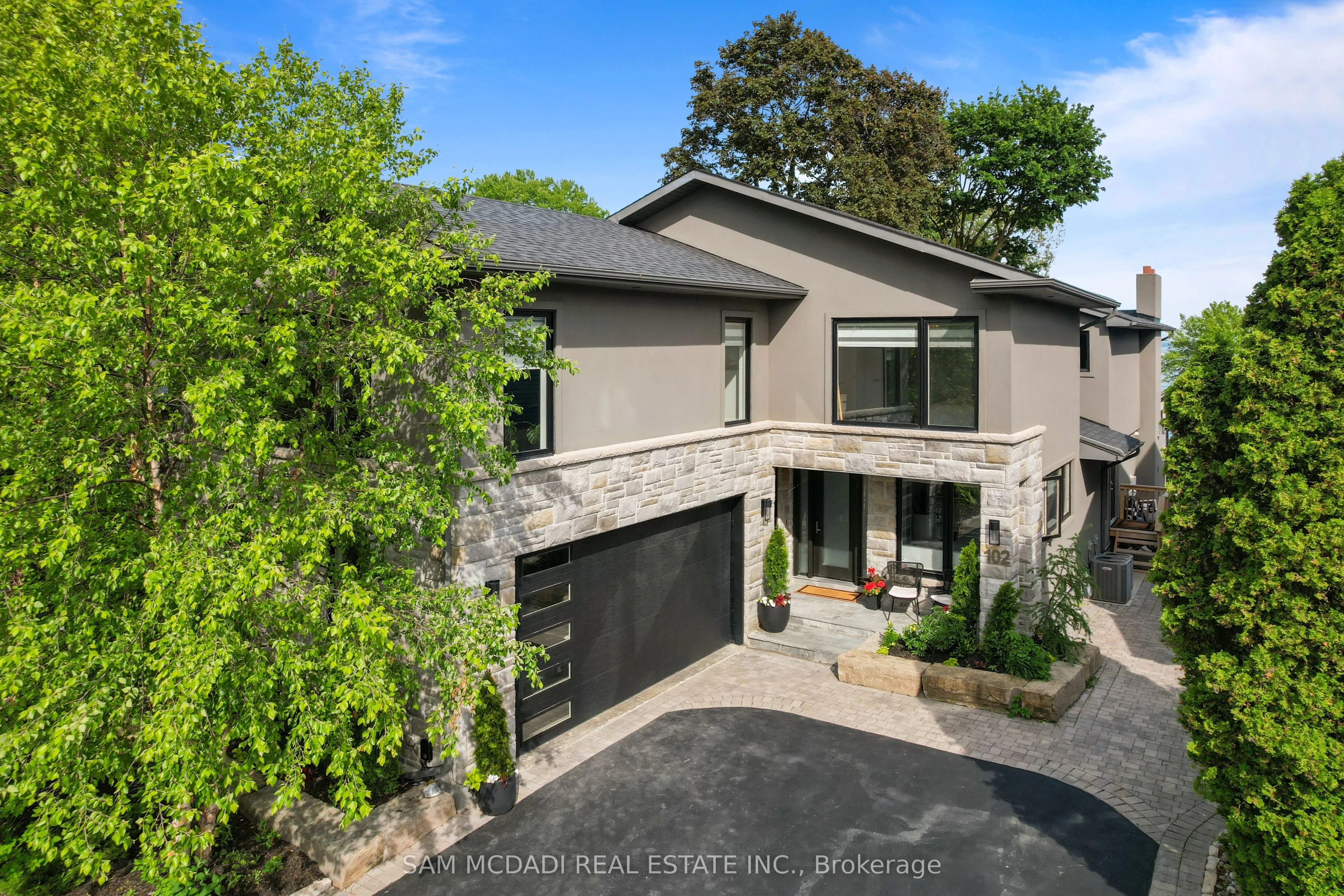 102 Cumberland Drive