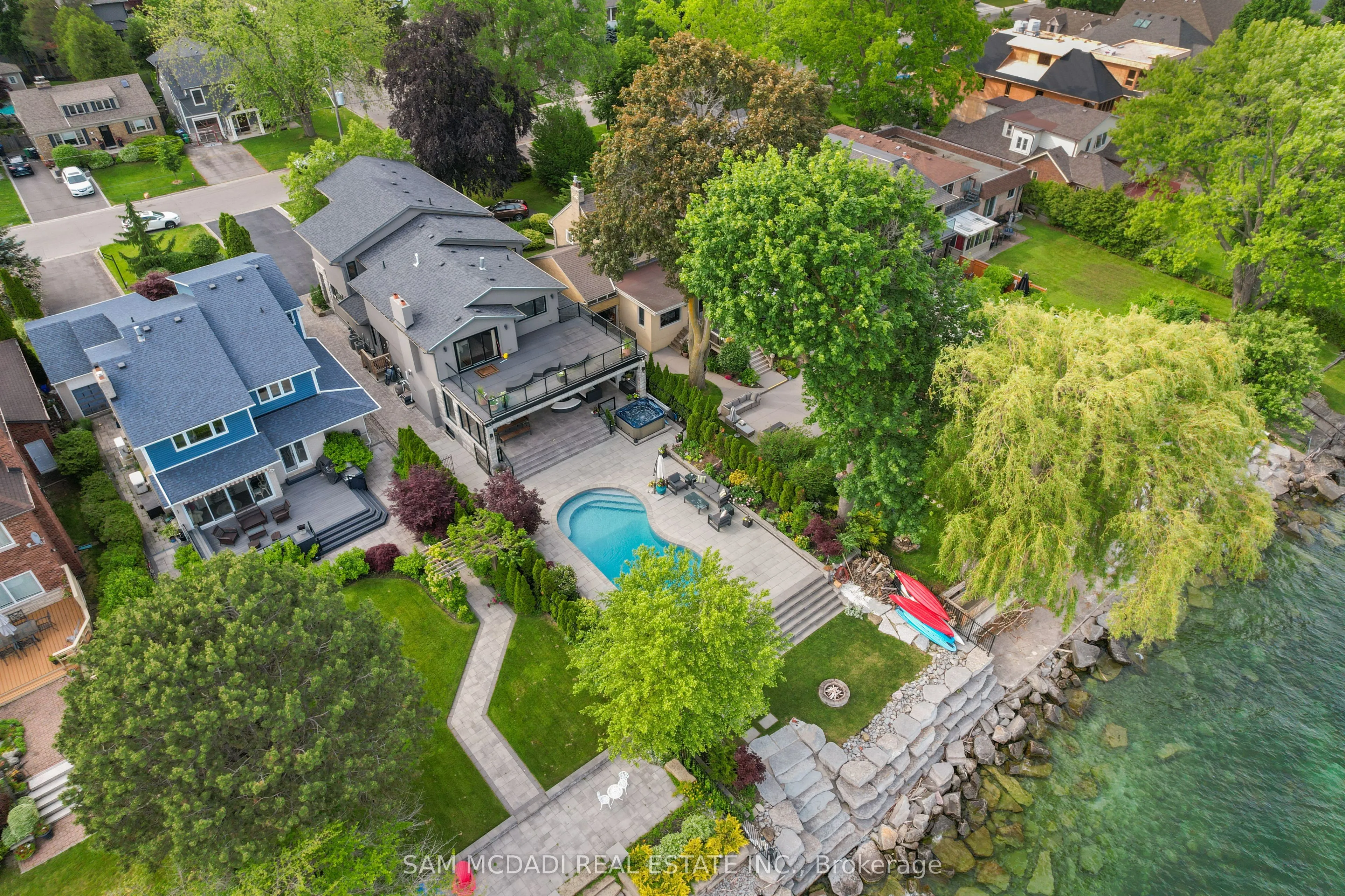 102 Cumberland Drive