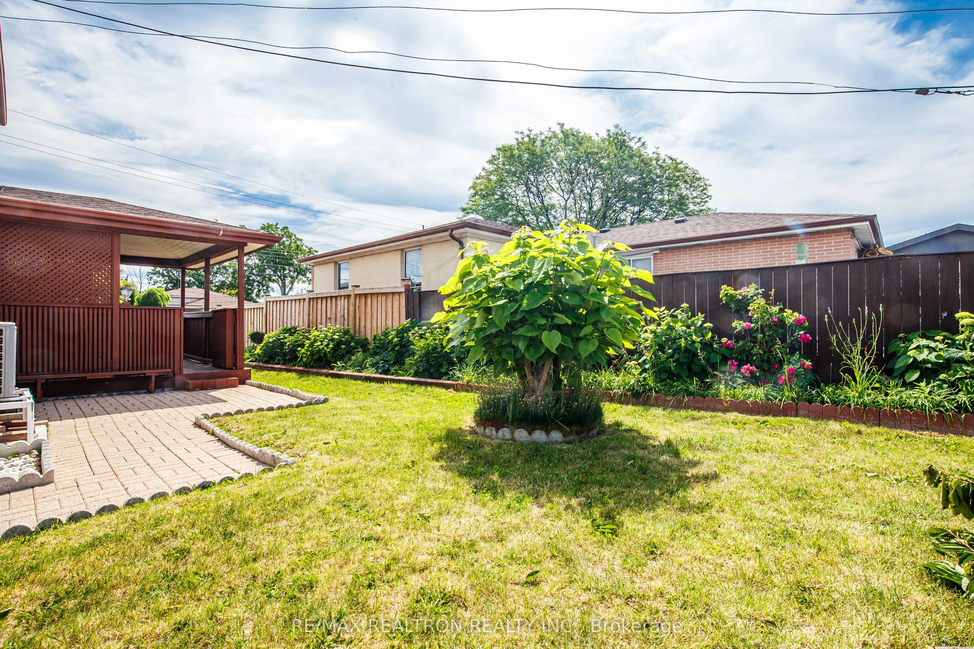 62 Hullmar Drive