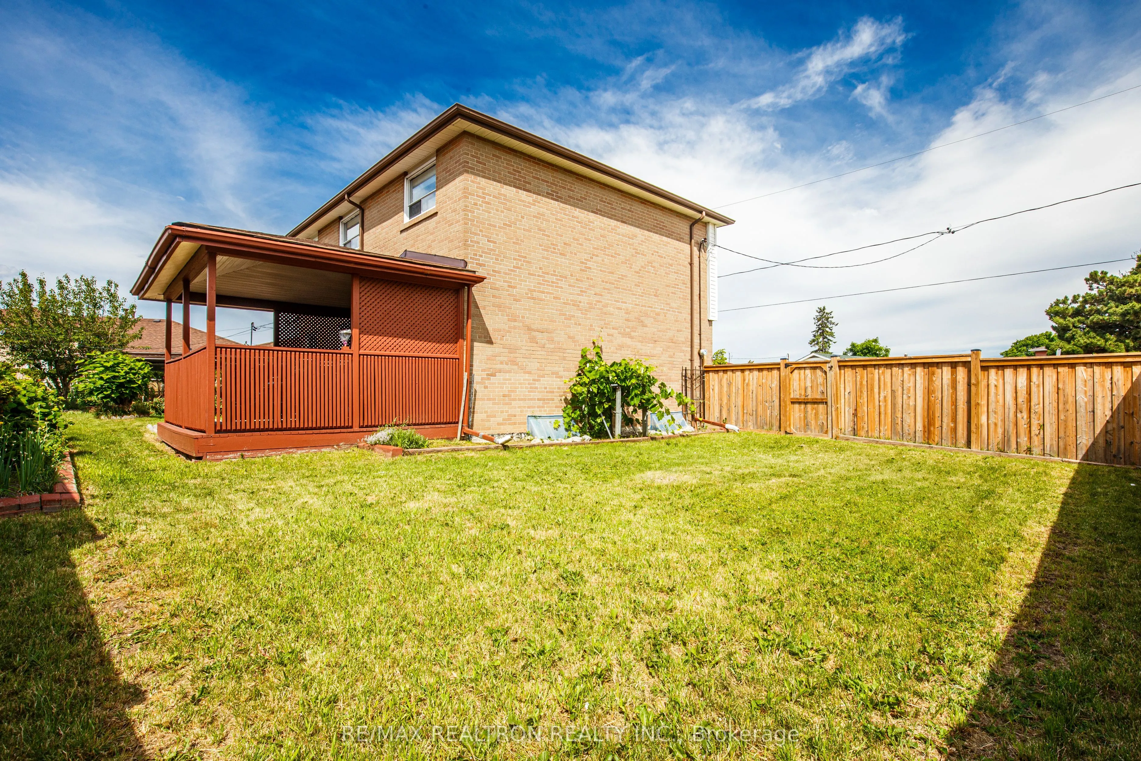62 Hullmar Drive