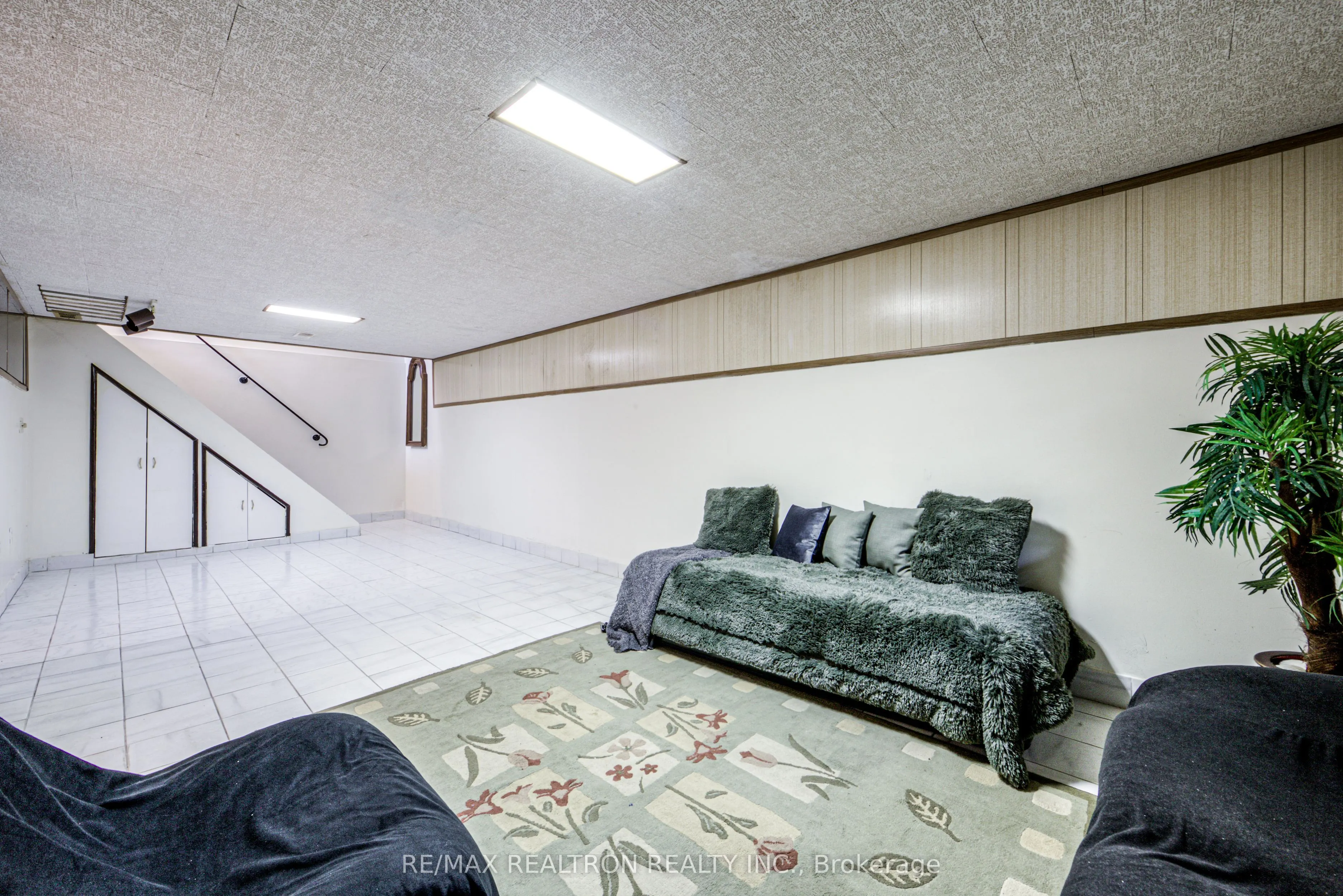 62 Hullmar Drive