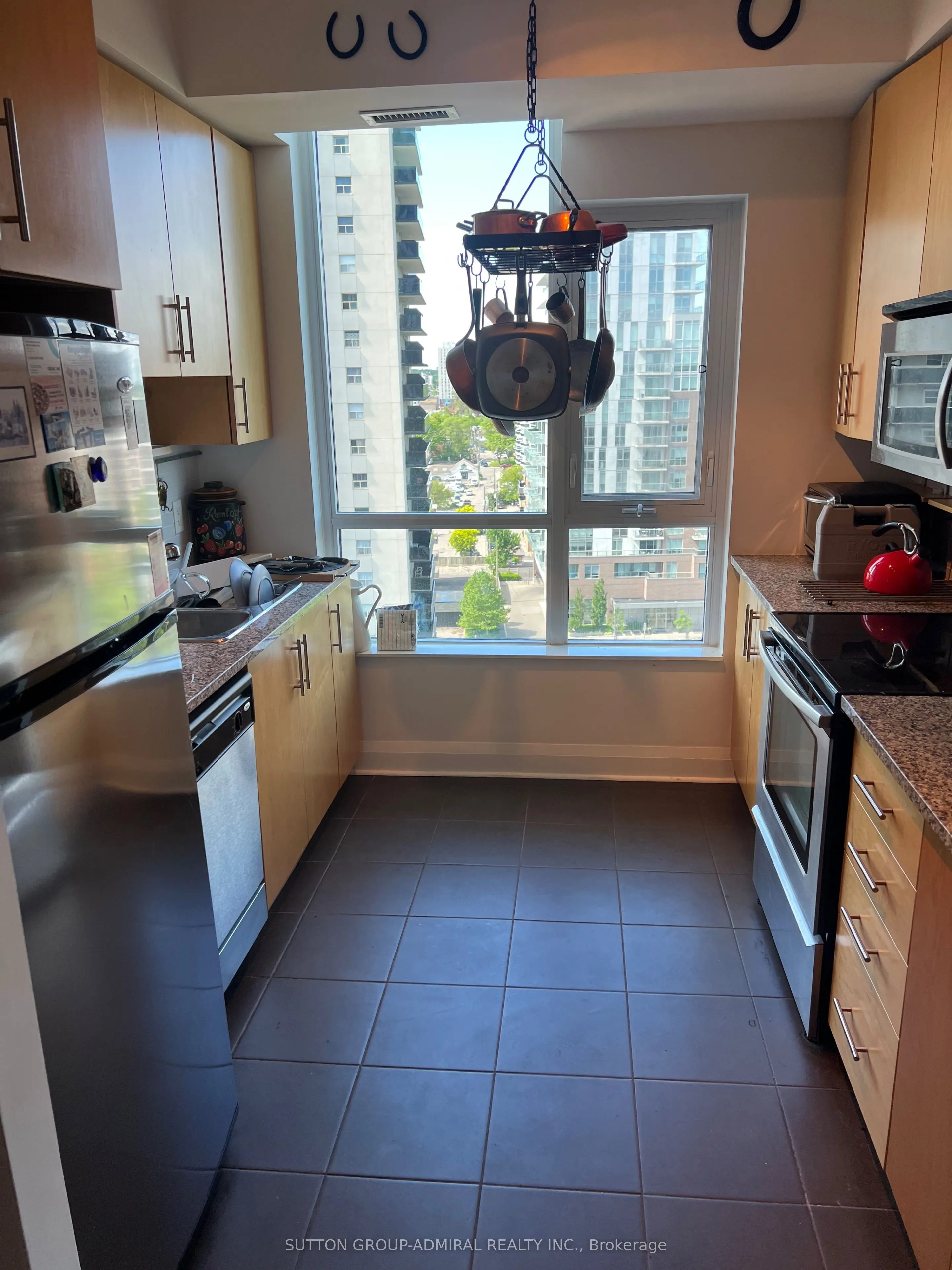 1 Hurontario Street #1108