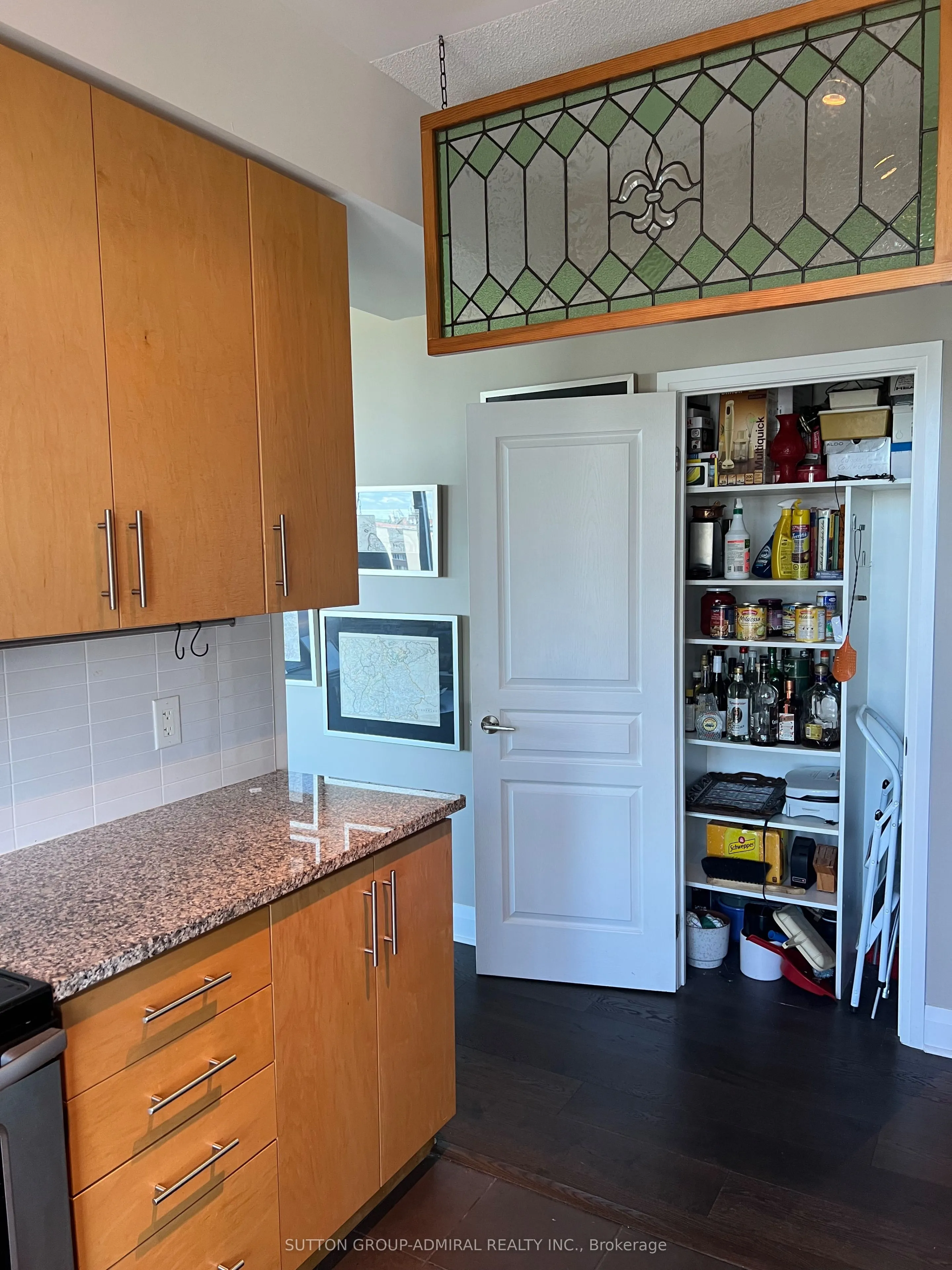 1 Hurontario Street #1108