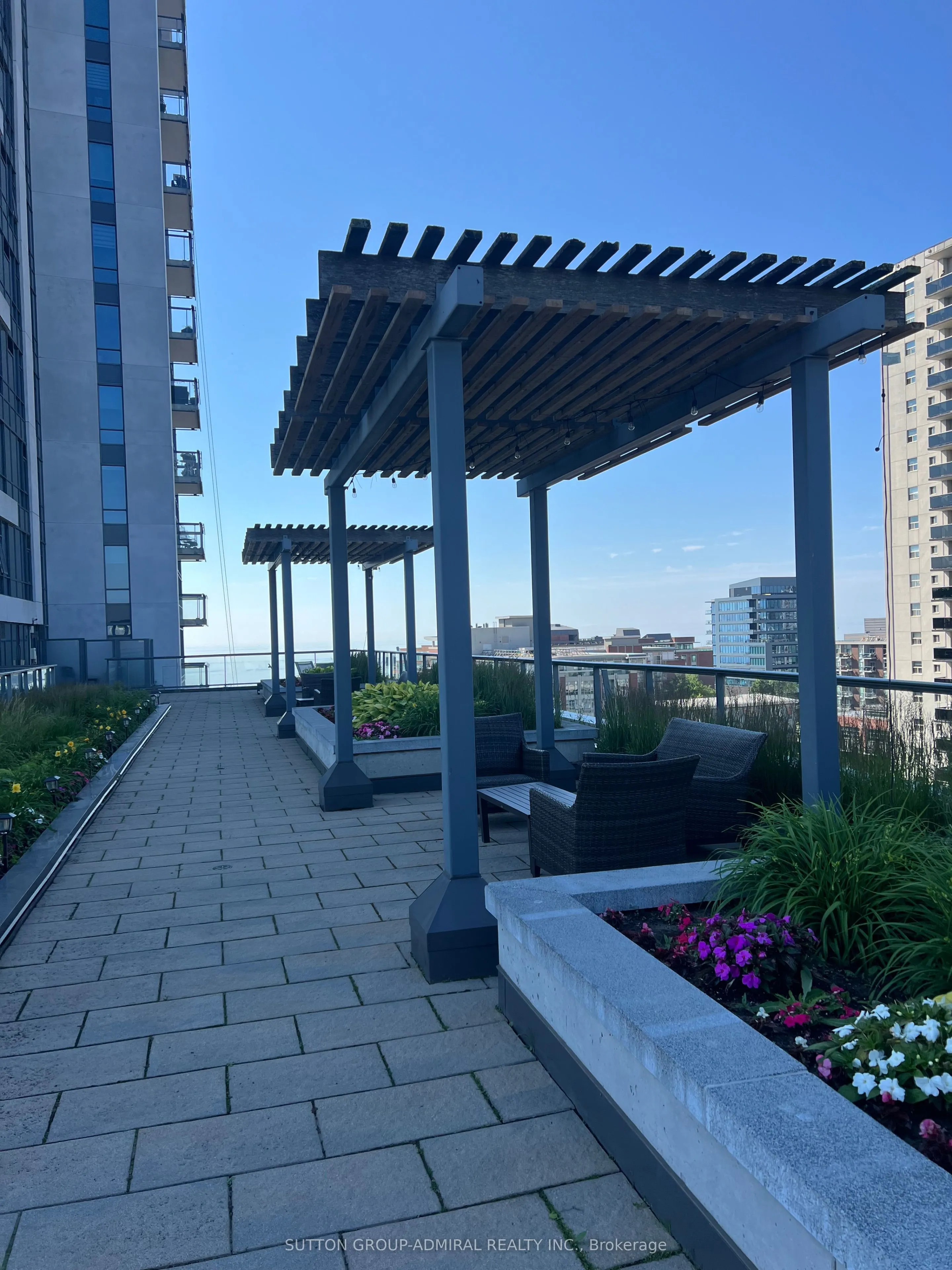 1 Hurontario Street #1108