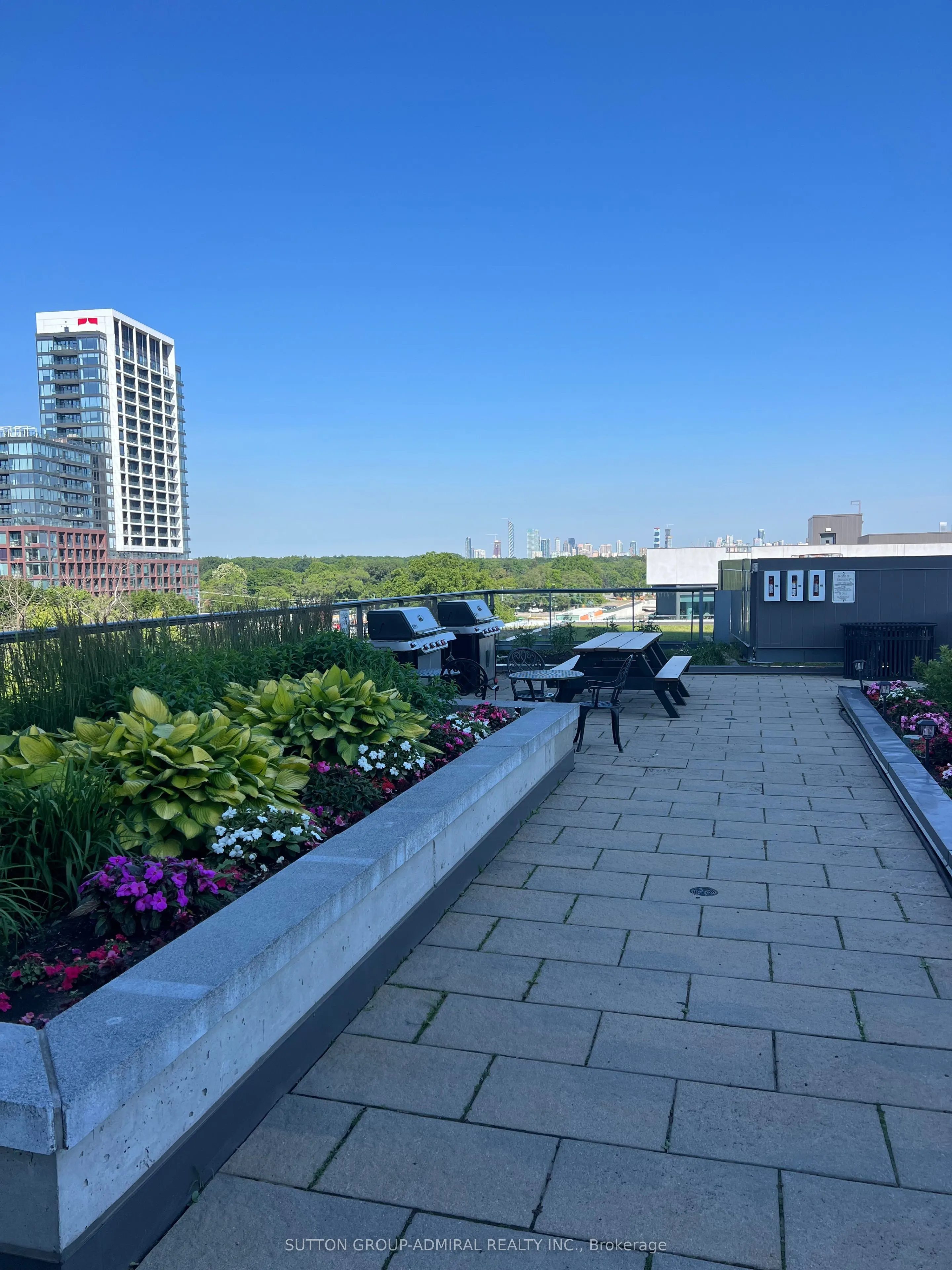 1 Hurontario Street #1108