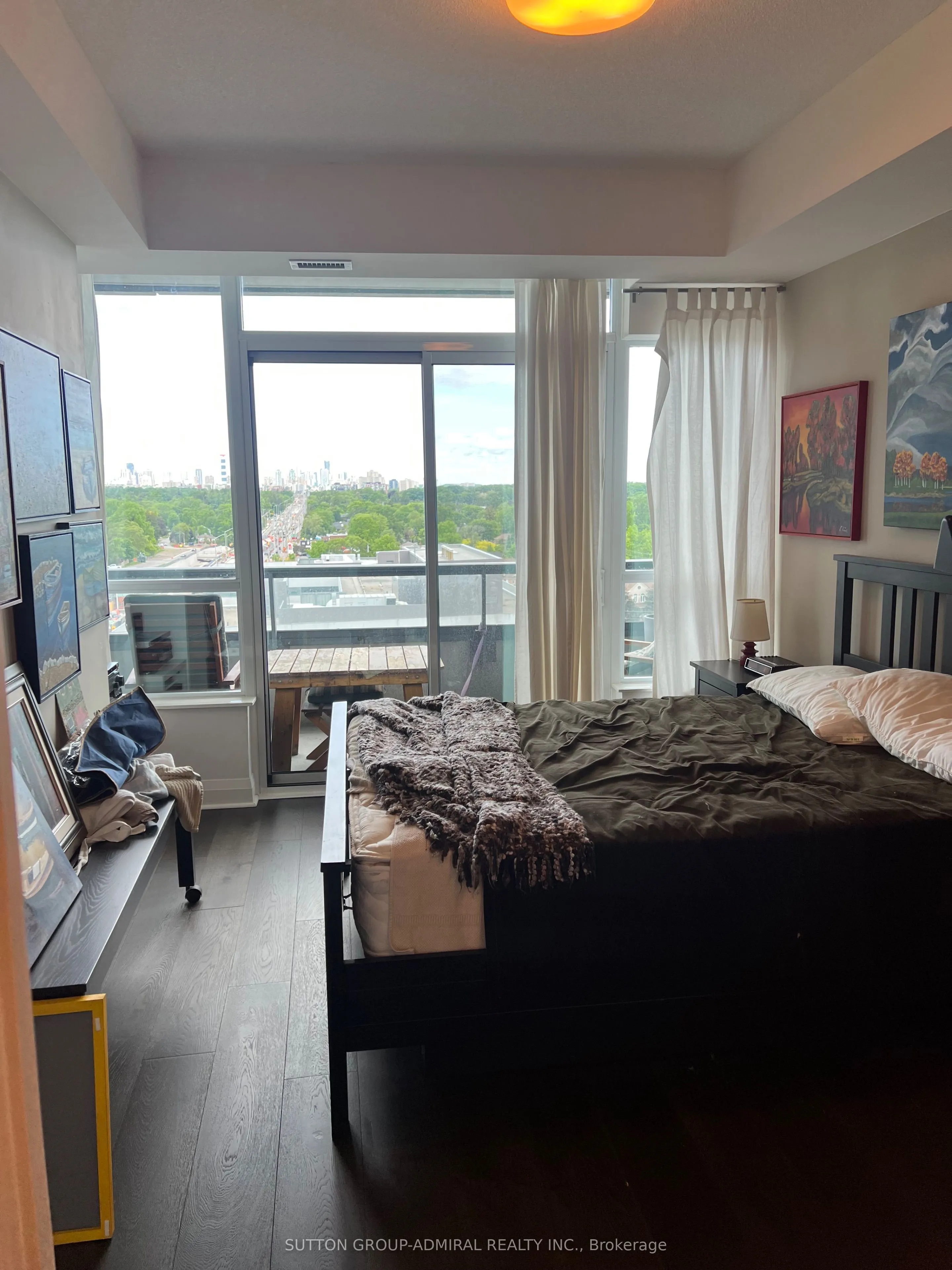 1 Hurontario Street #1108