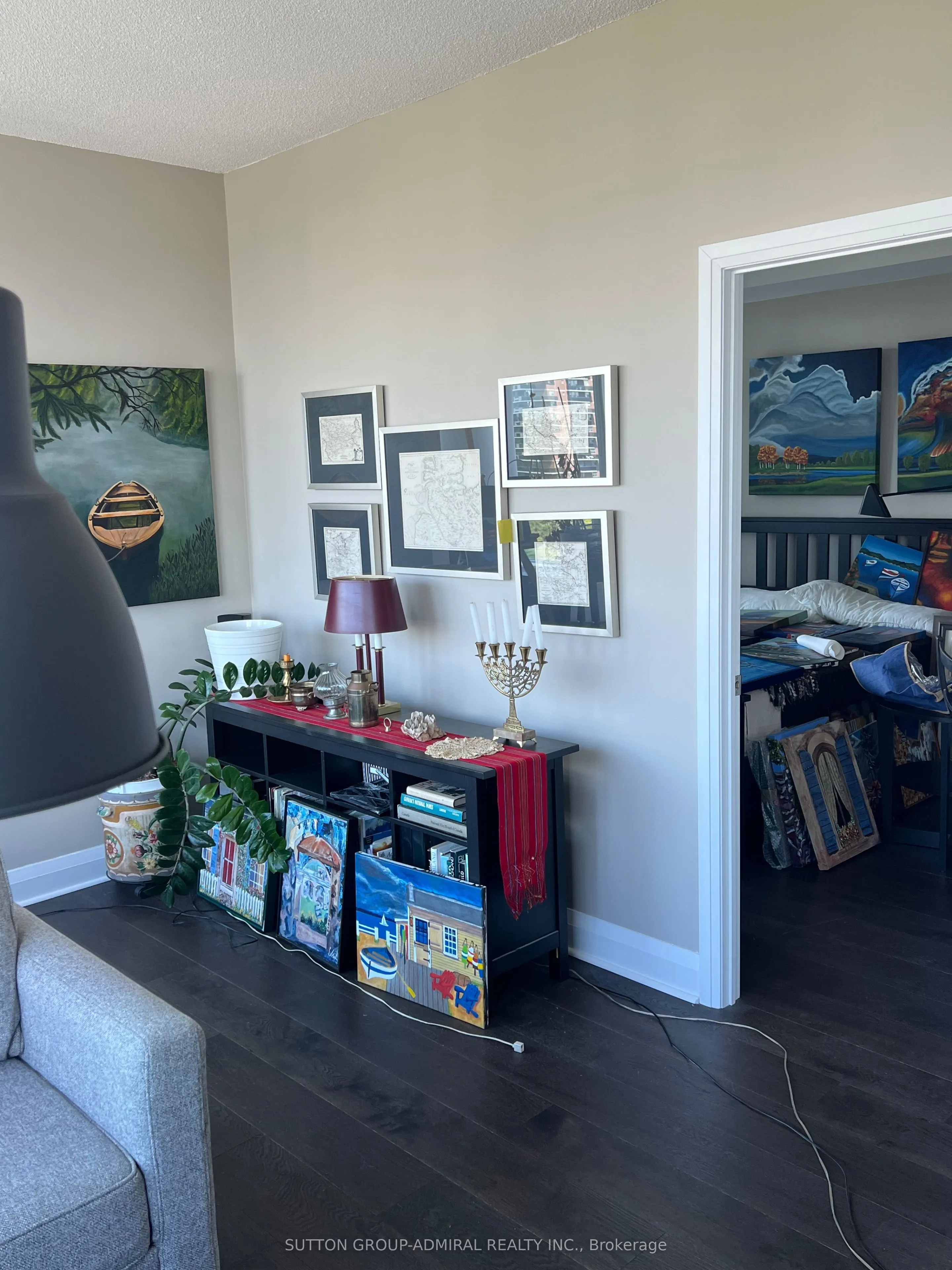 1 Hurontario Street #1108