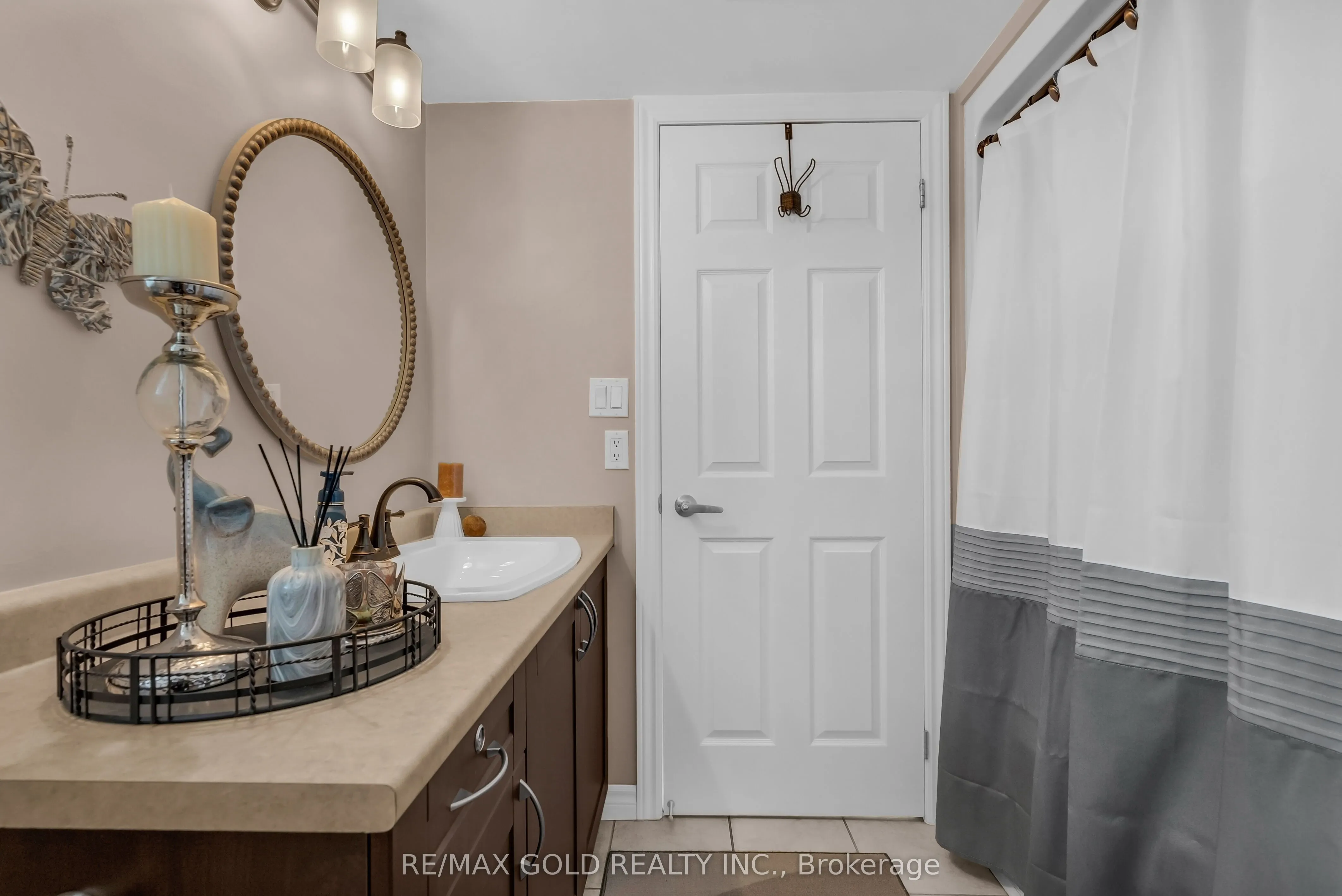 1380 Main Street E #210