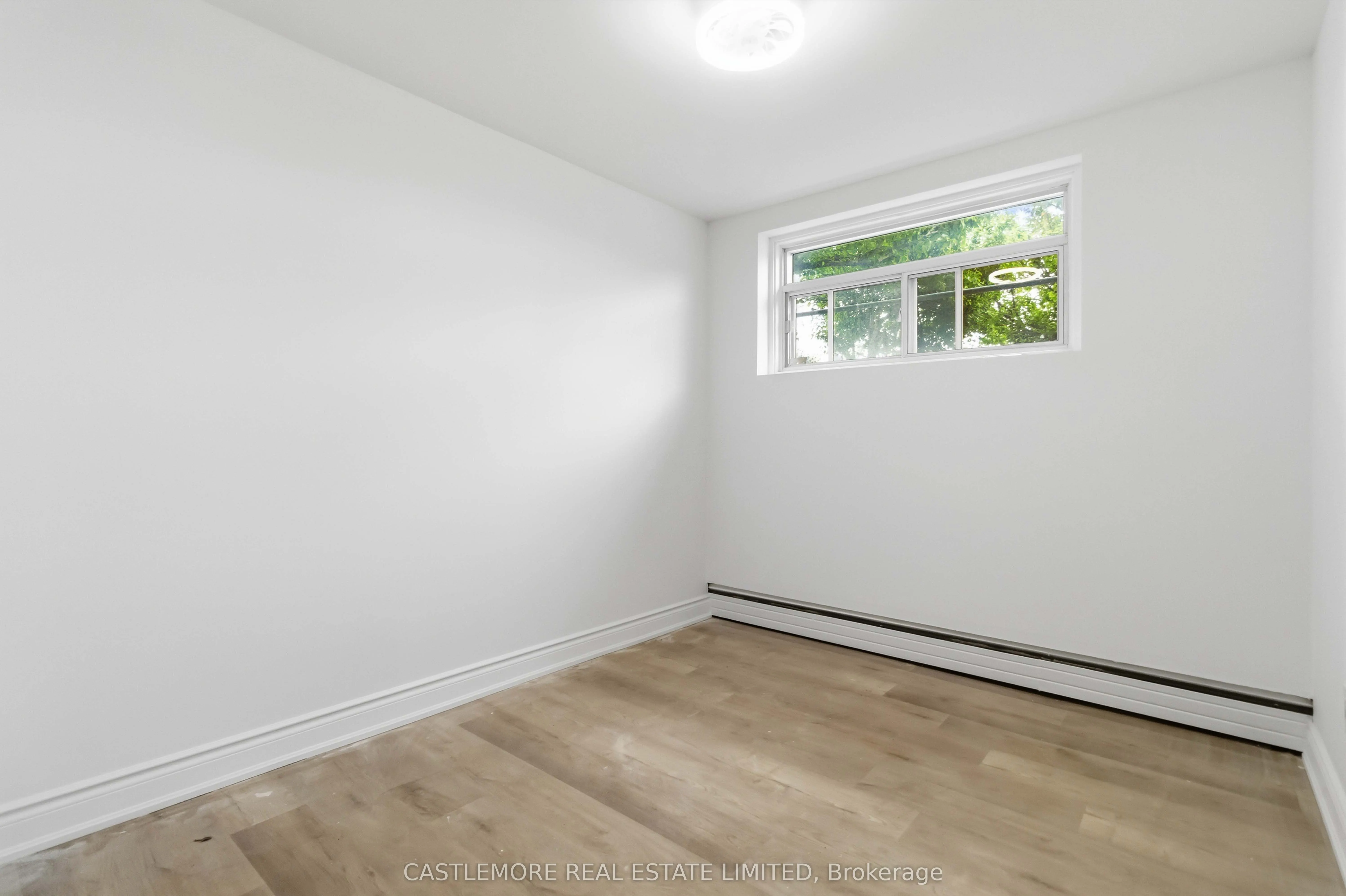 9 allenby Avenue