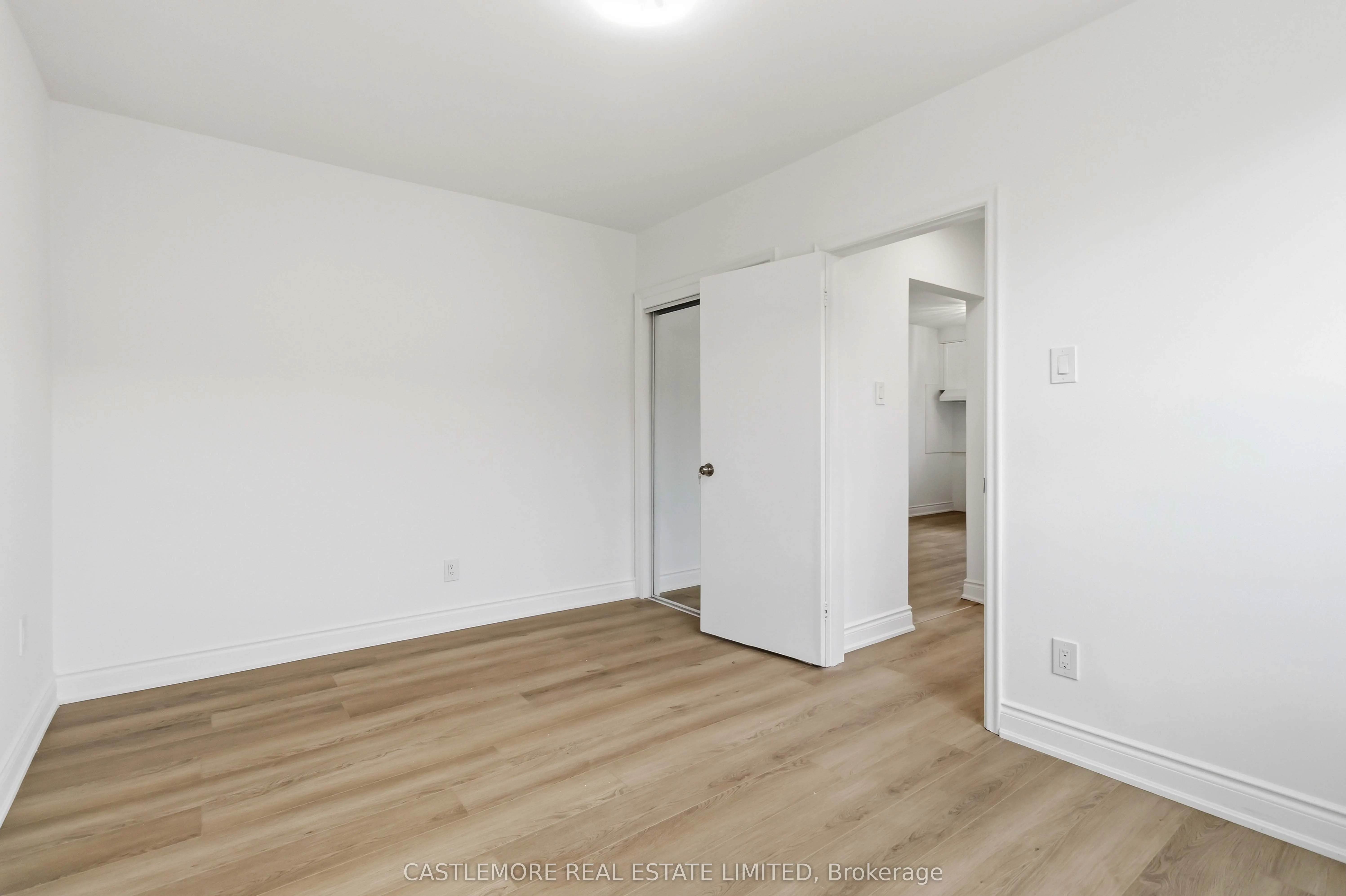 9 allenby Avenue