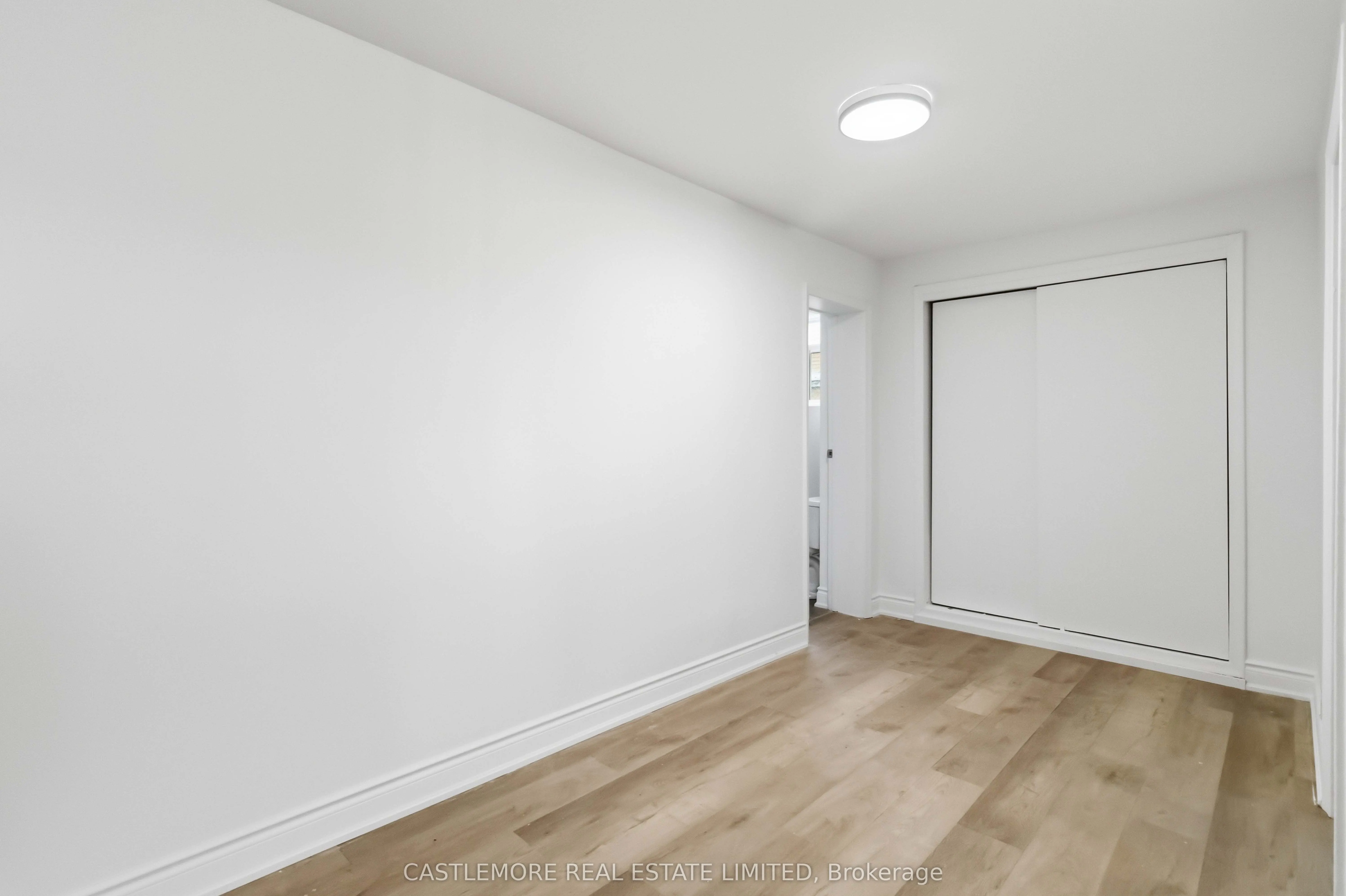 9 allenby Avenue