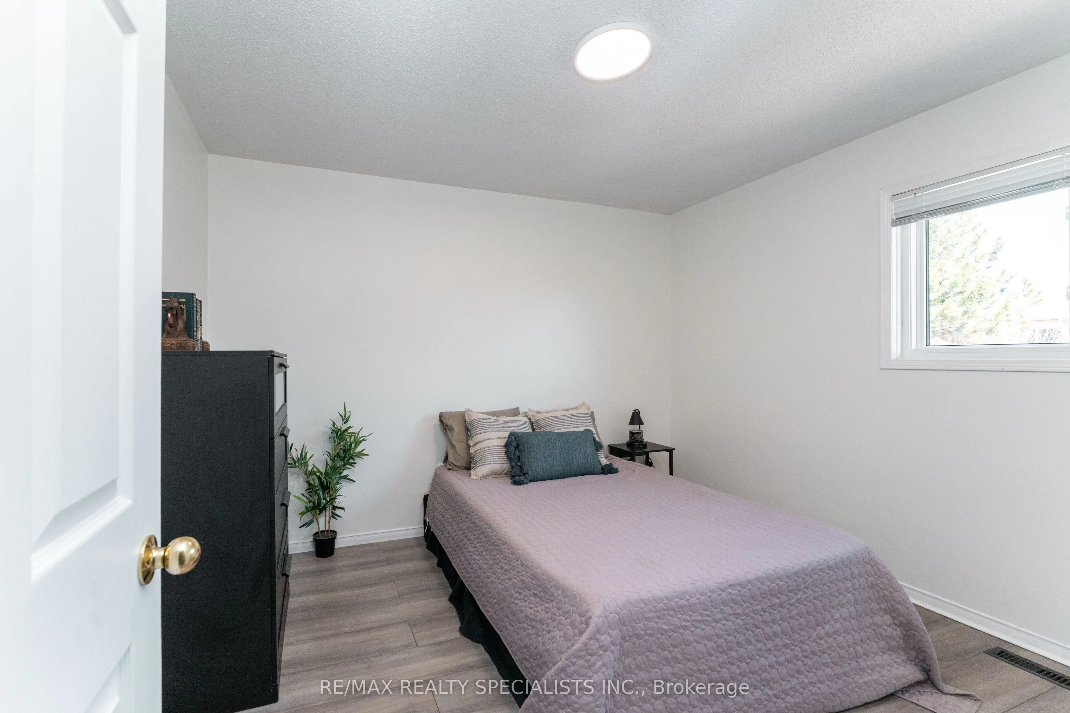 34 Killaloe Crescent