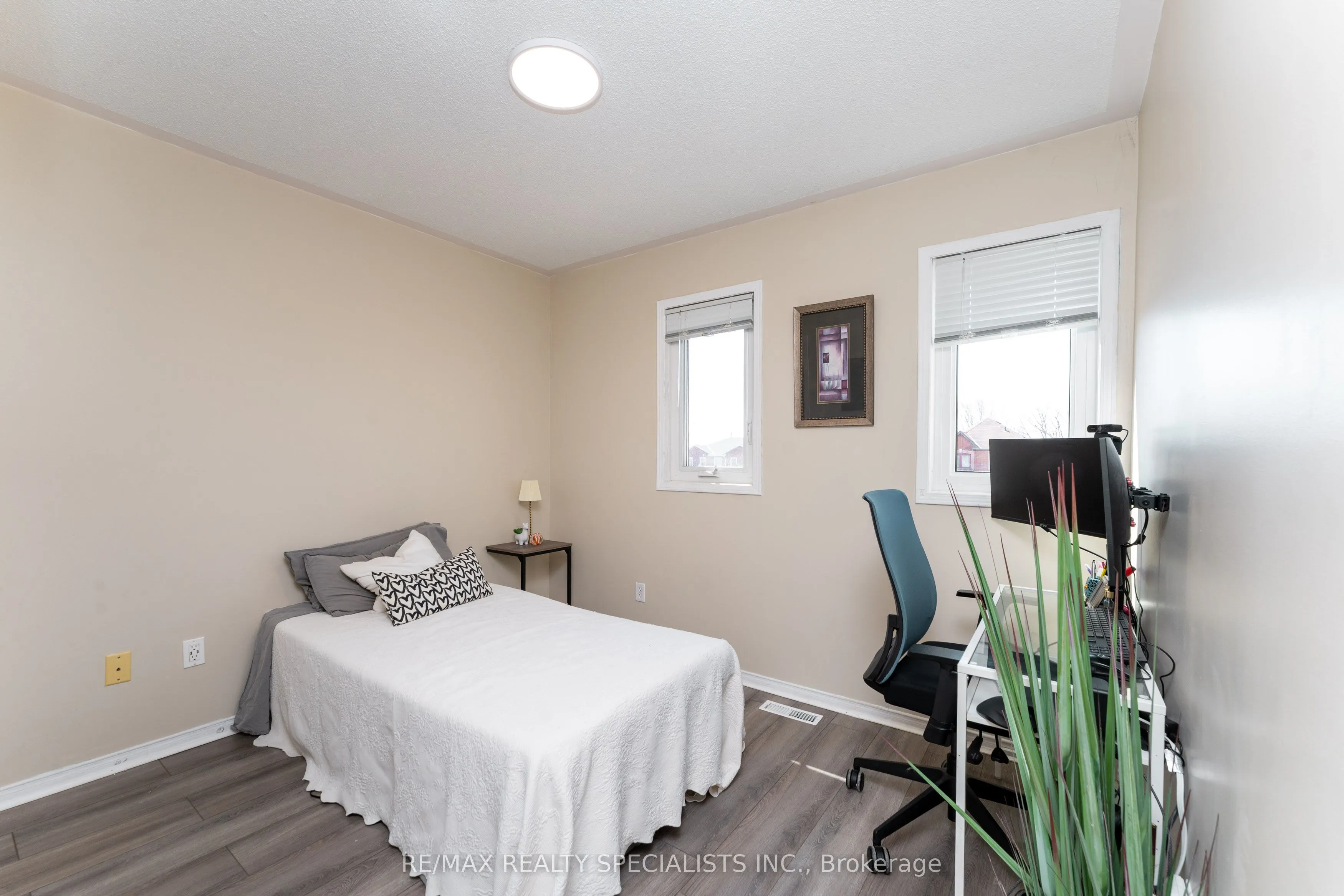 34 Killaloe Crescent