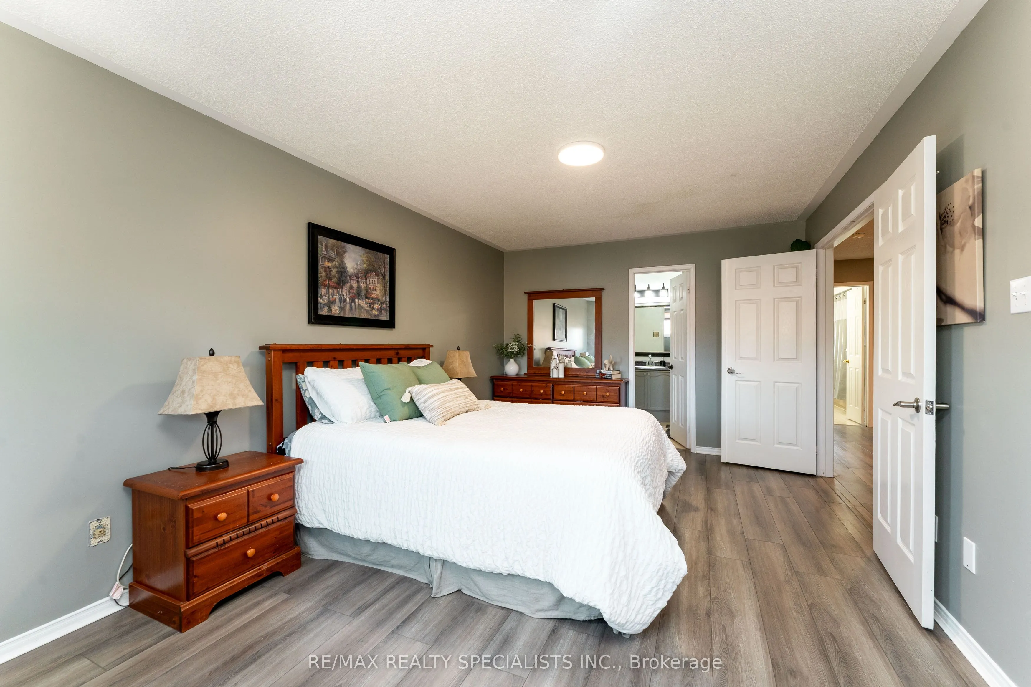 34 Killaloe Crescent