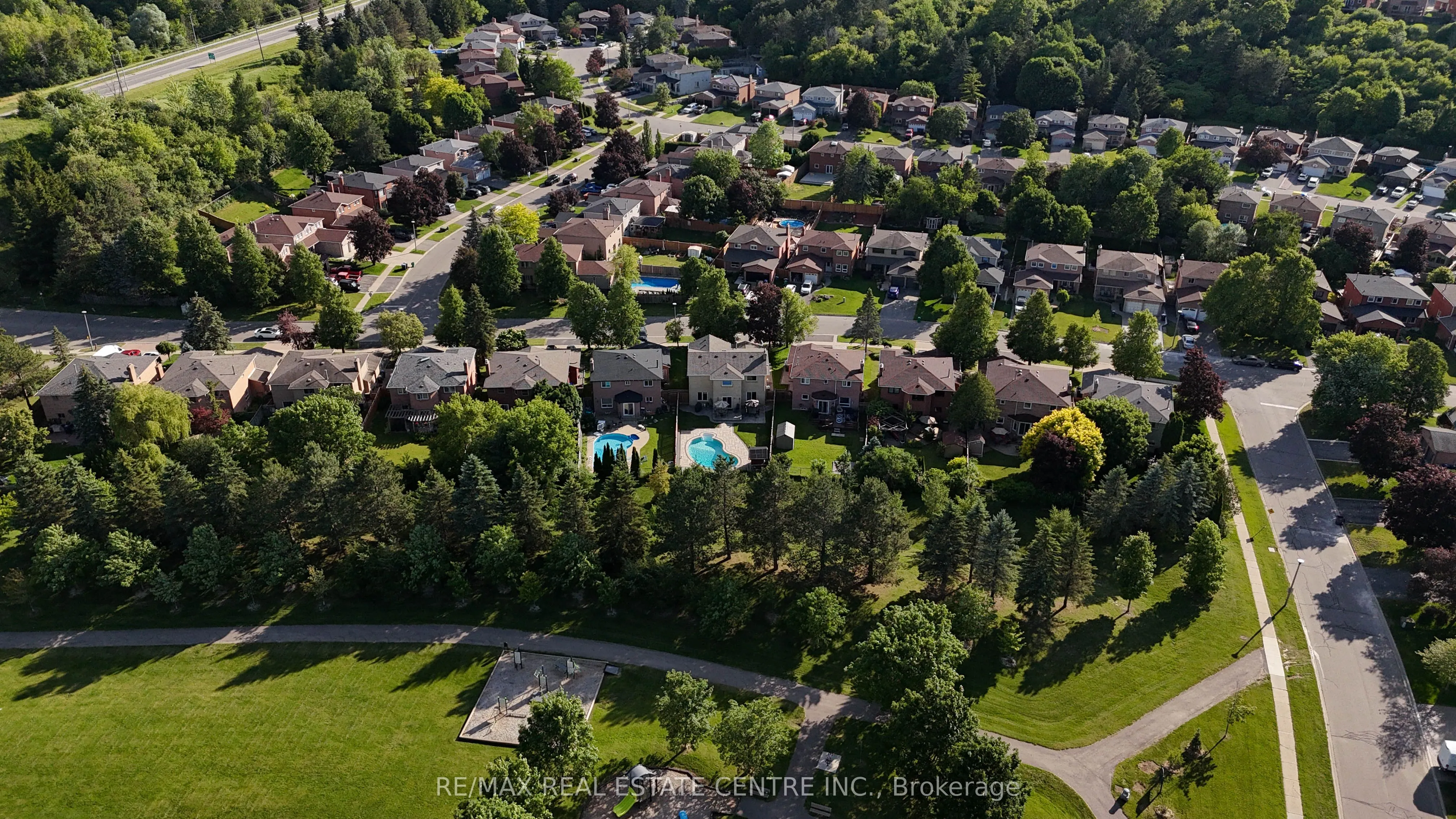 23 Deer Valley Drive