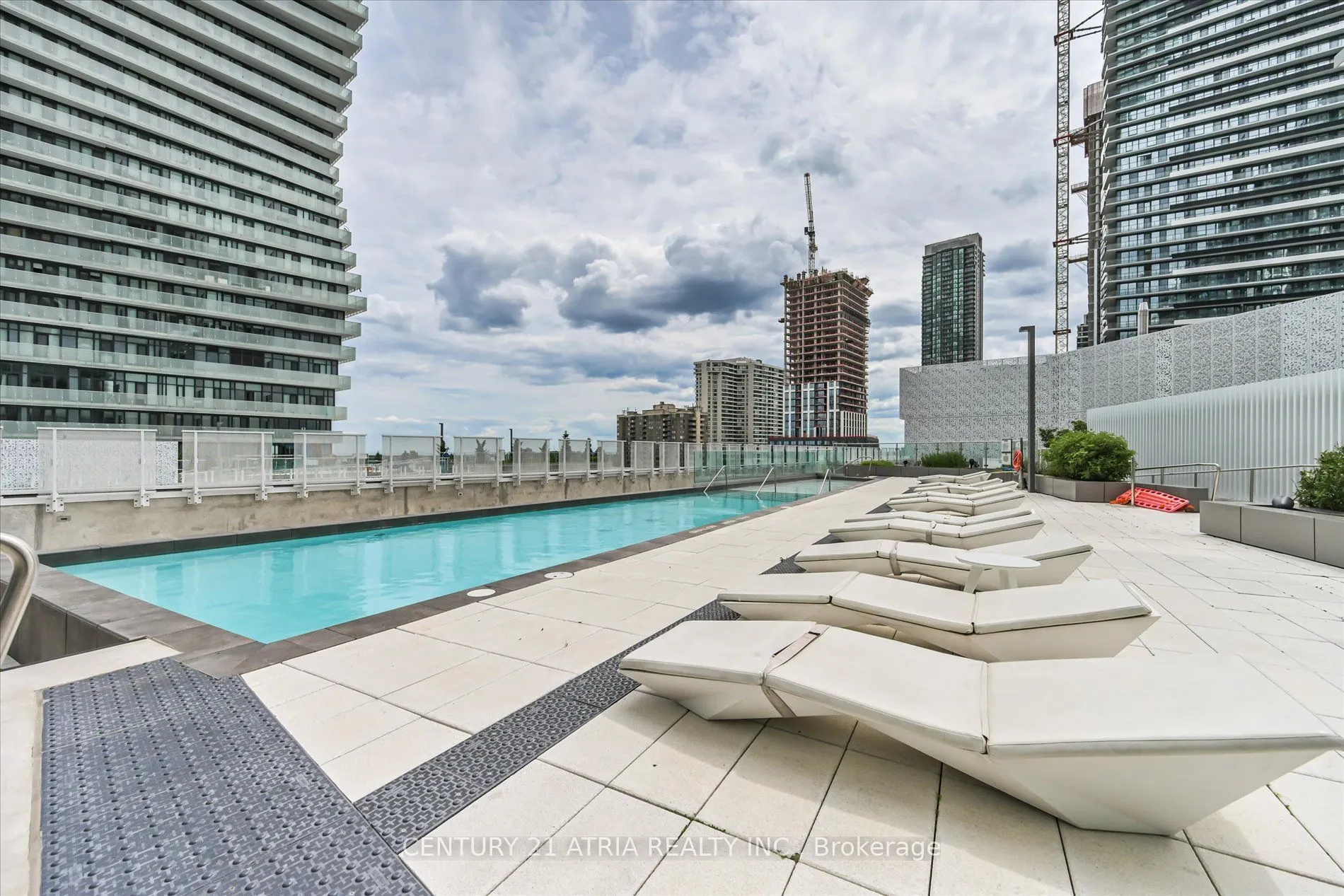 3900 Confederation Parkway #1609