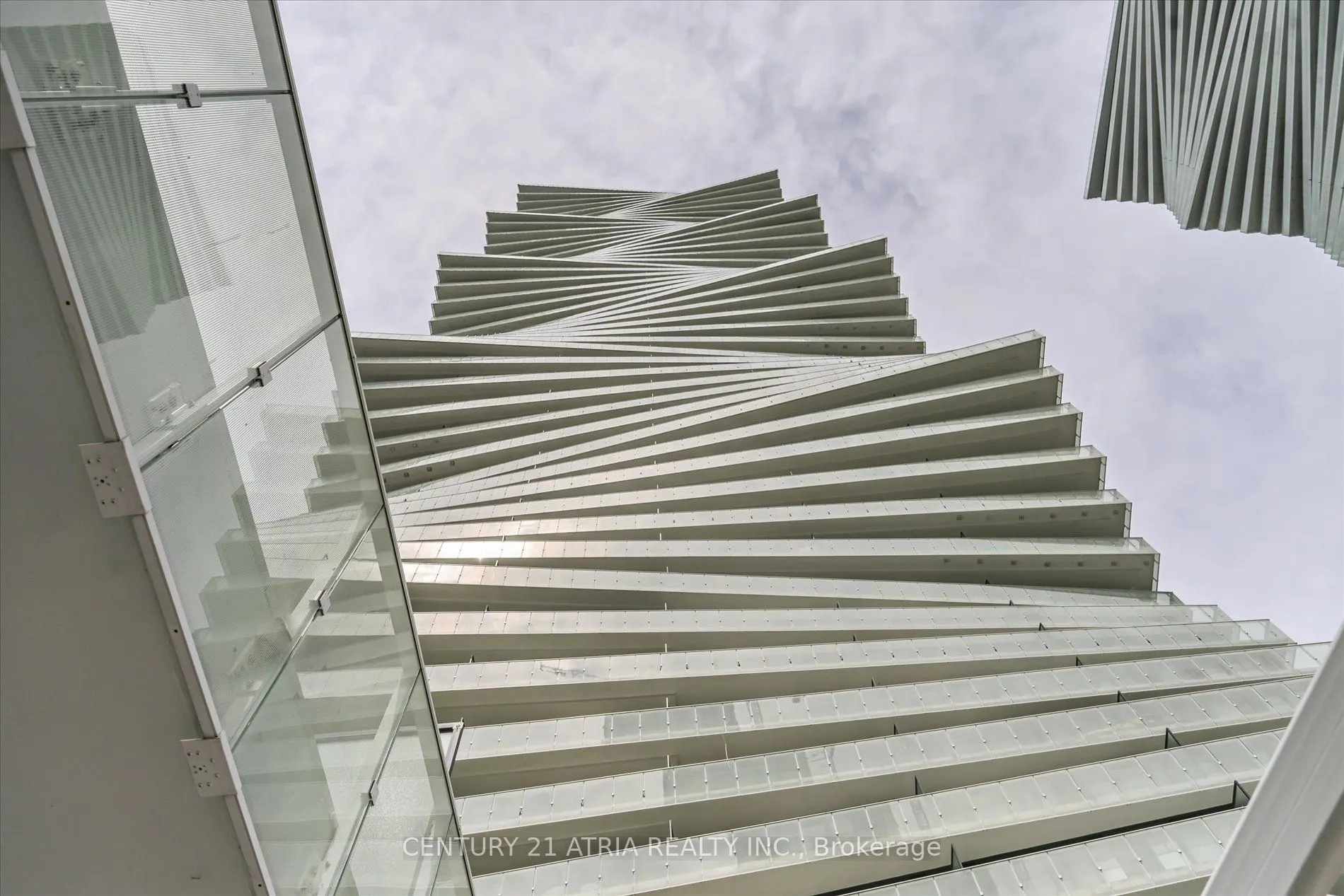 3900 Confederation Parkway #1609