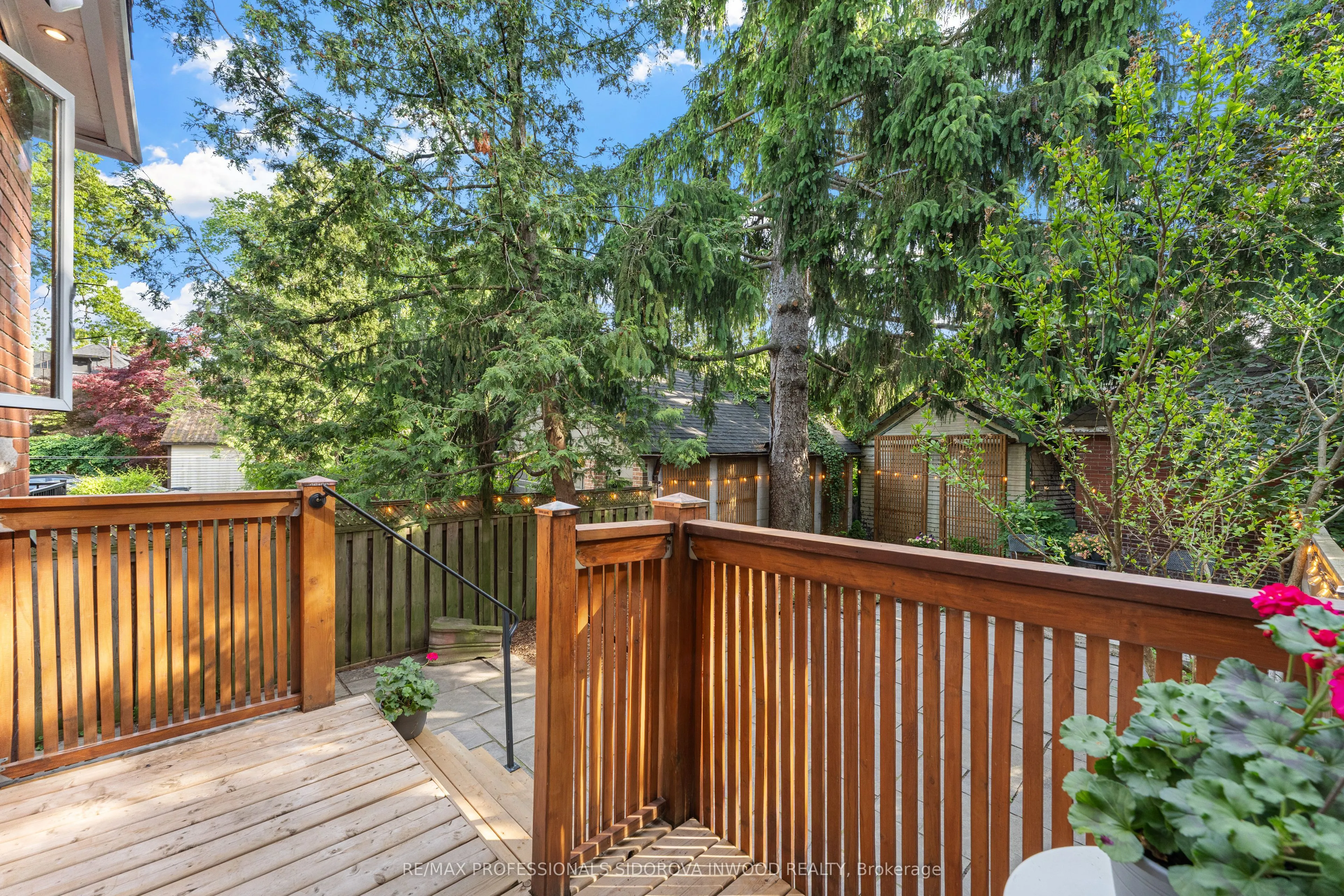 13 Evelyn Crescent