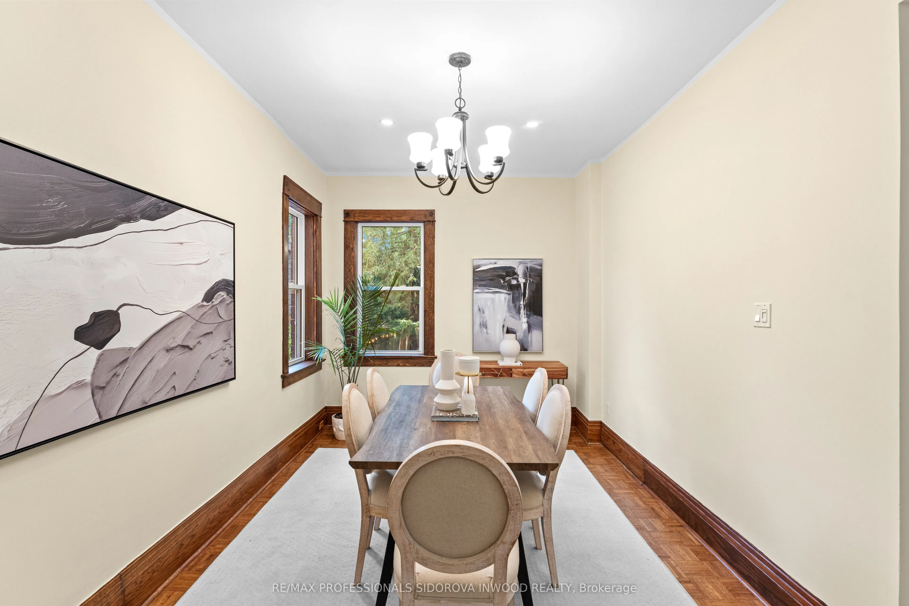 13 Evelyn Crescent
