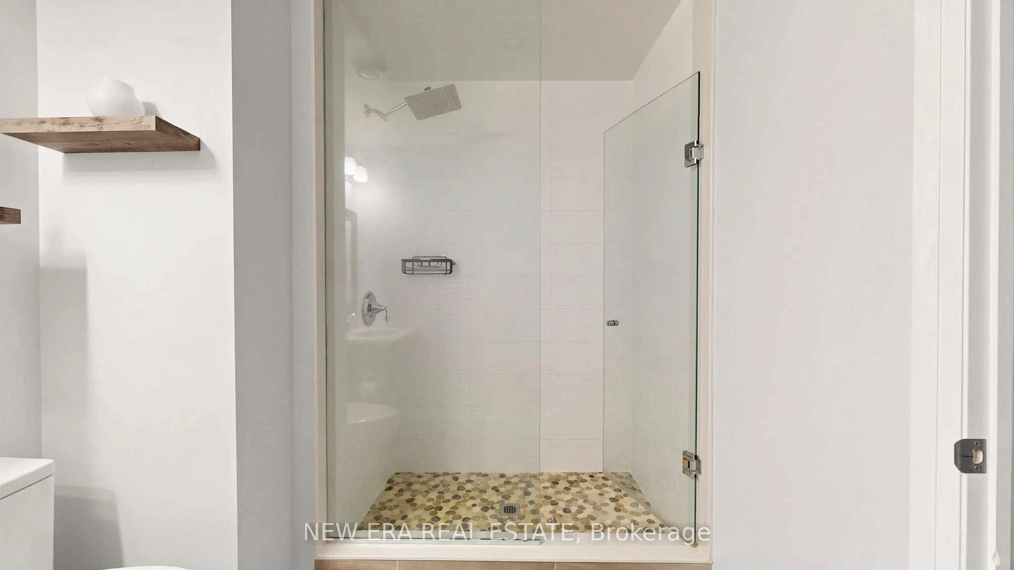 128 Grovewood Common #229