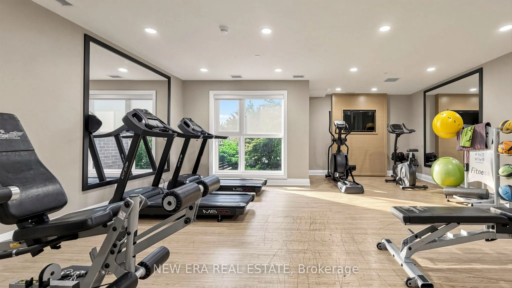 128 Grovewood Common #229