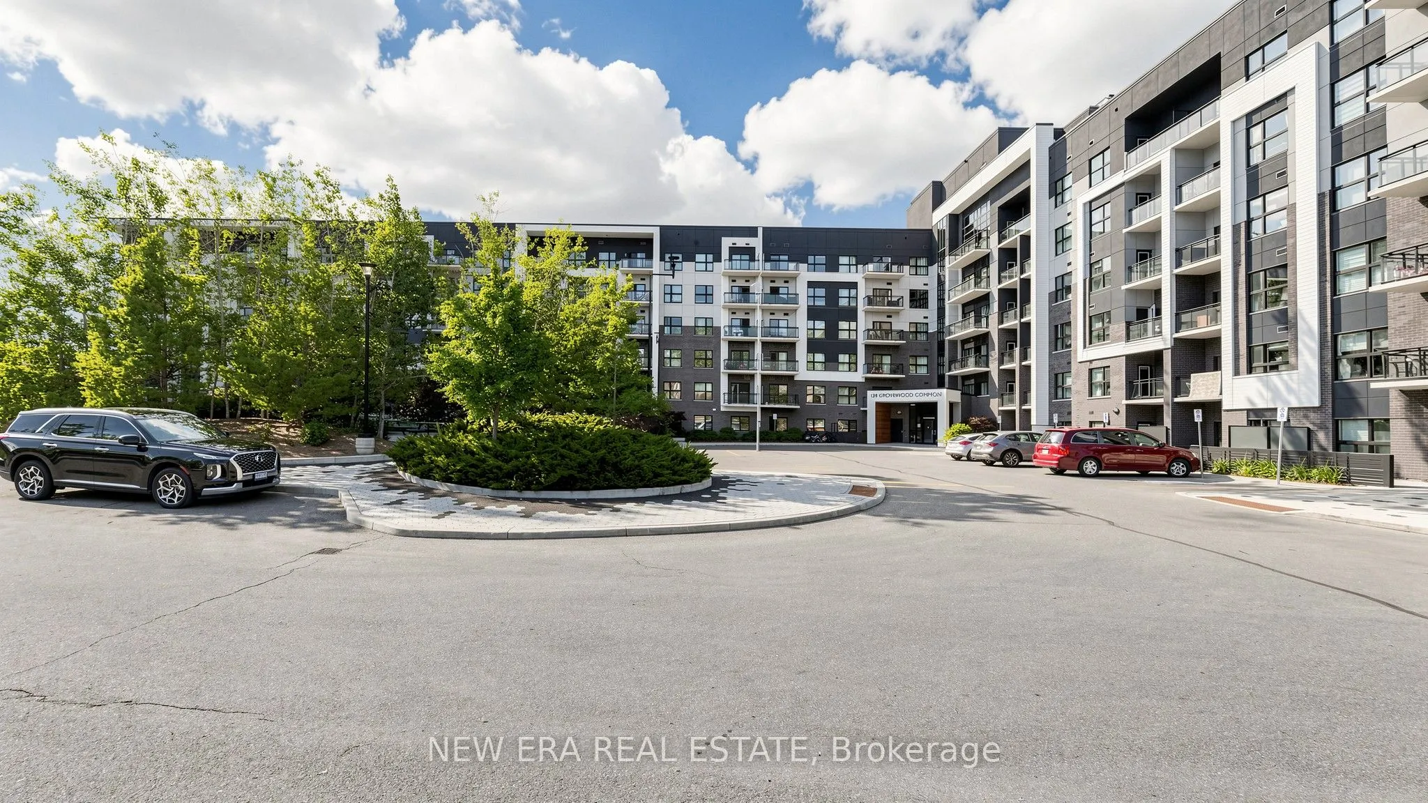 128 Grovewood Common #229
