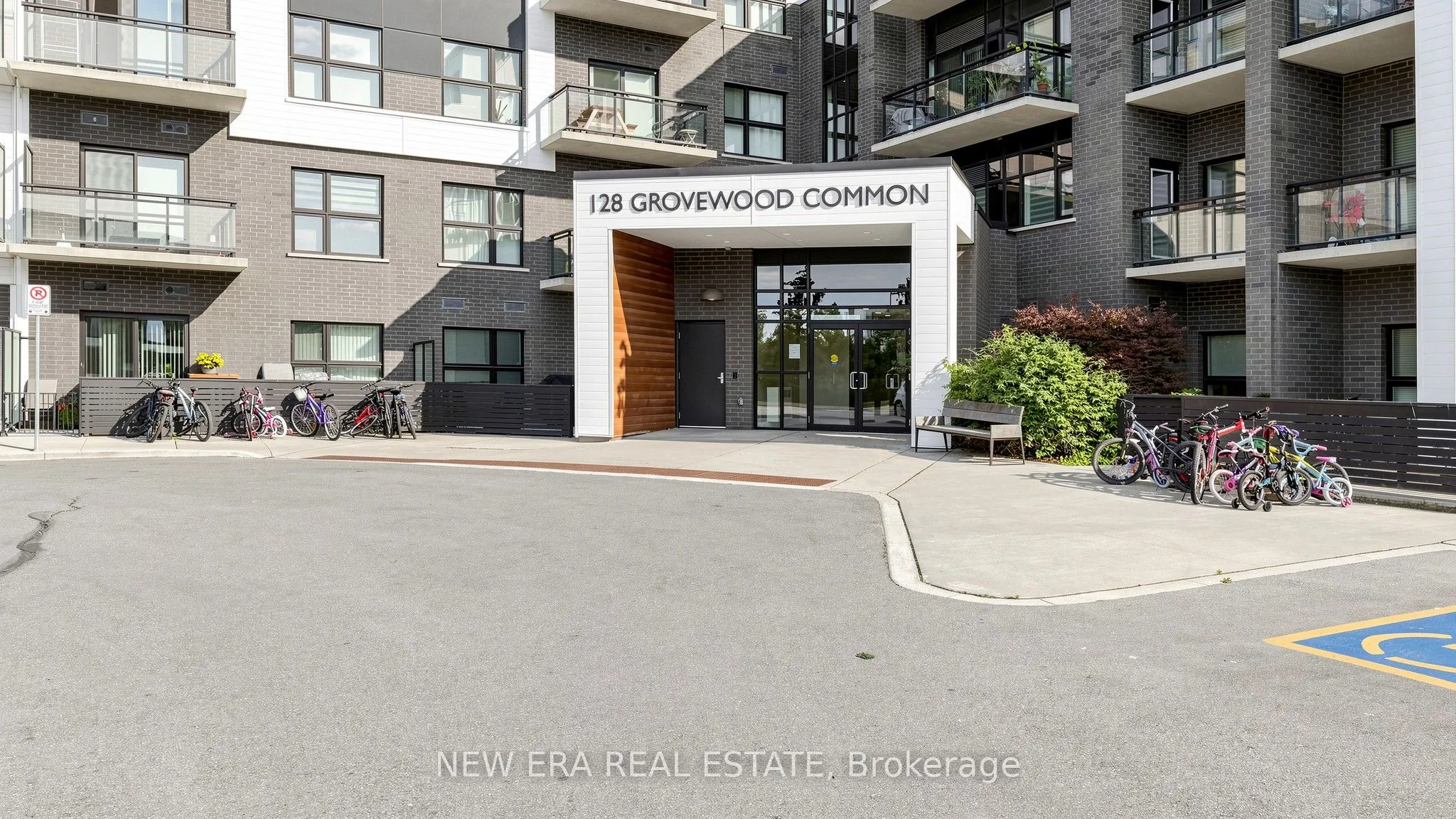128 Grovewood Common #229