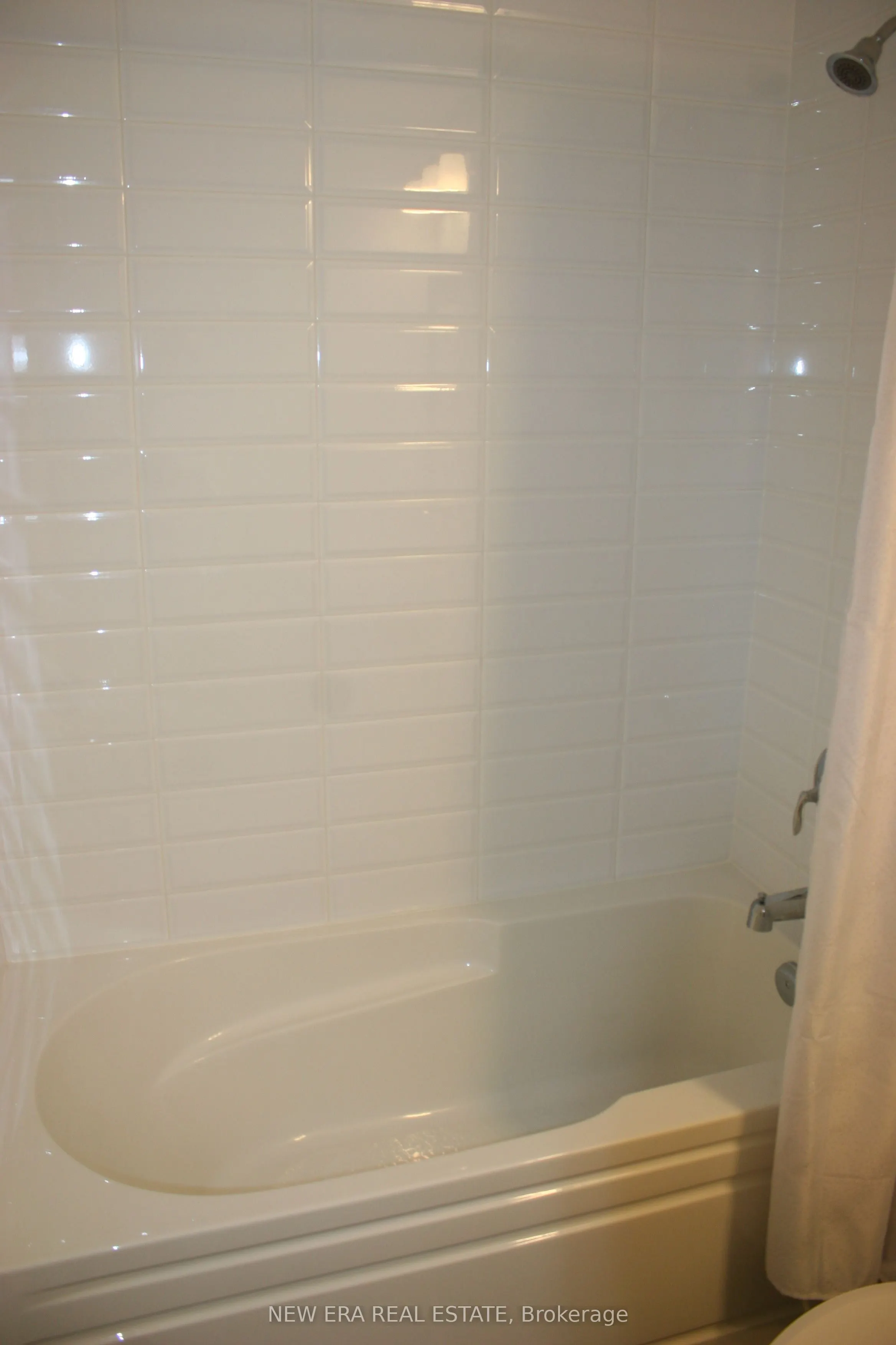 128 Grovewood Common #229